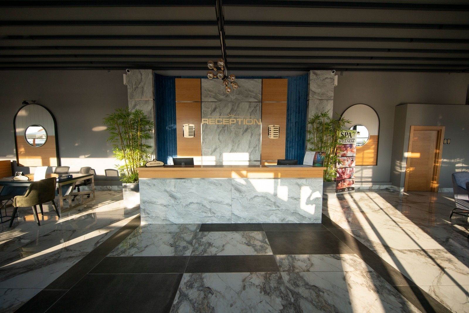 Zeyda Lara Hotel