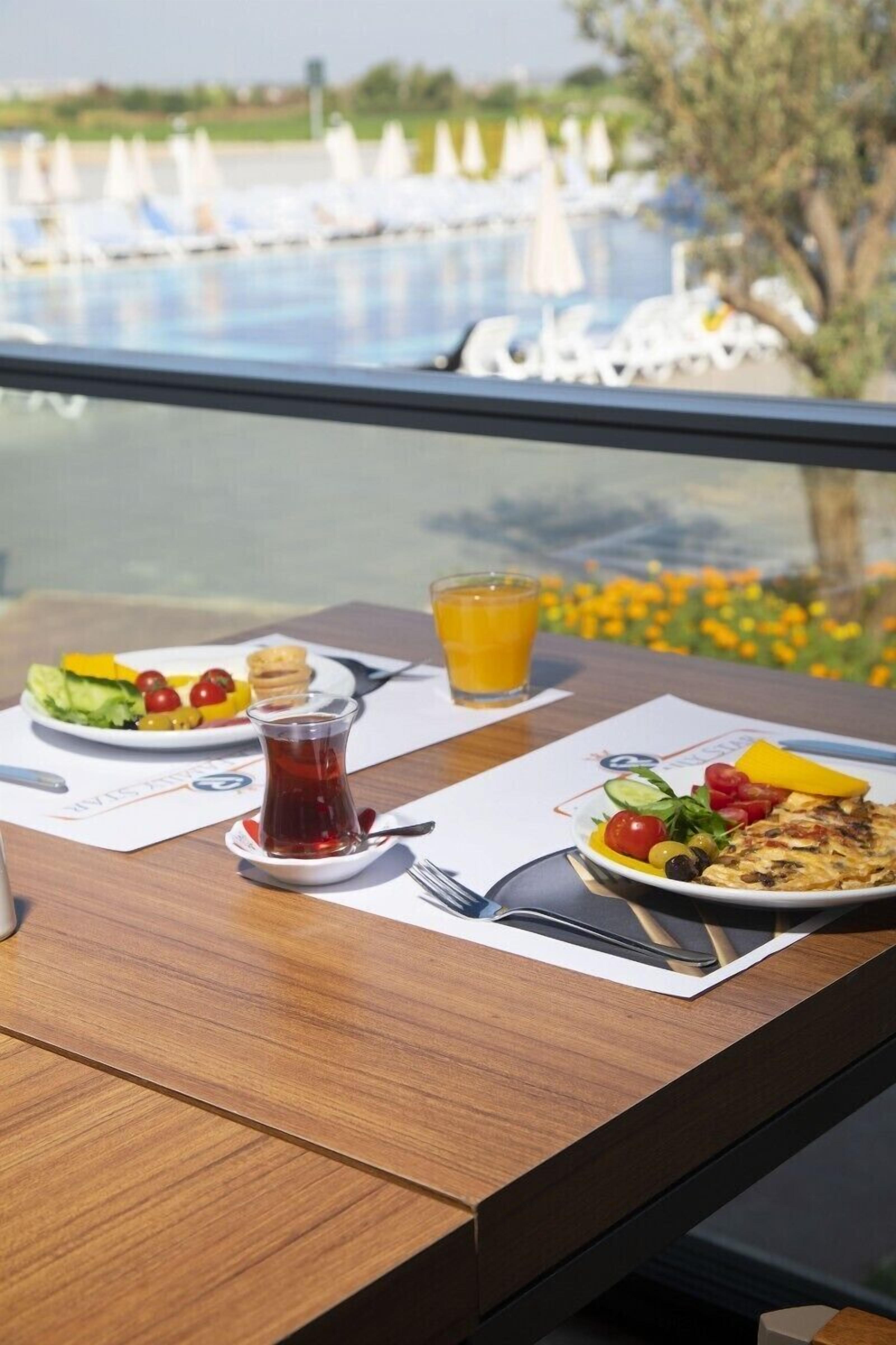 Zeyda Lara Hotel
