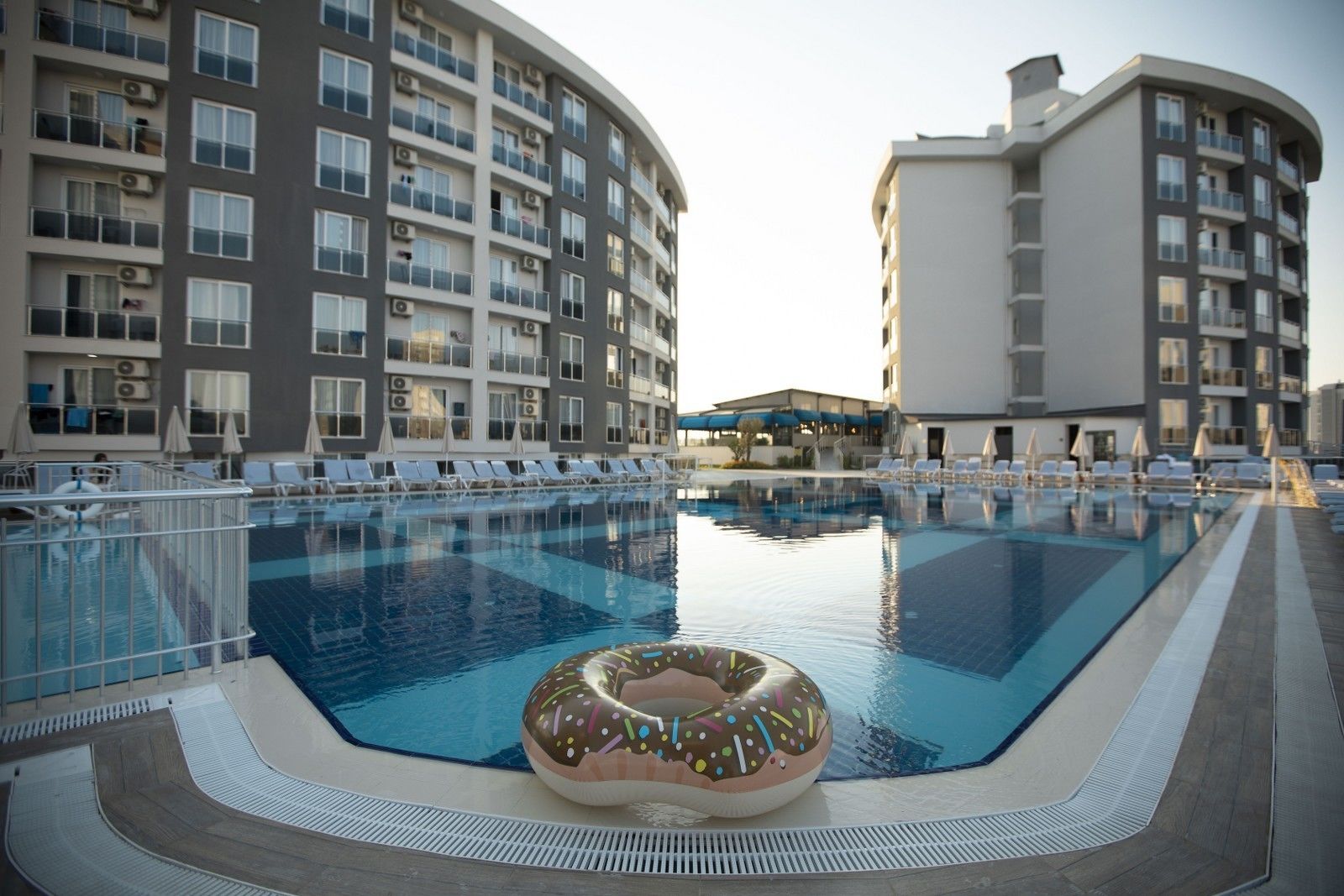 Zeyda Lara Hotel