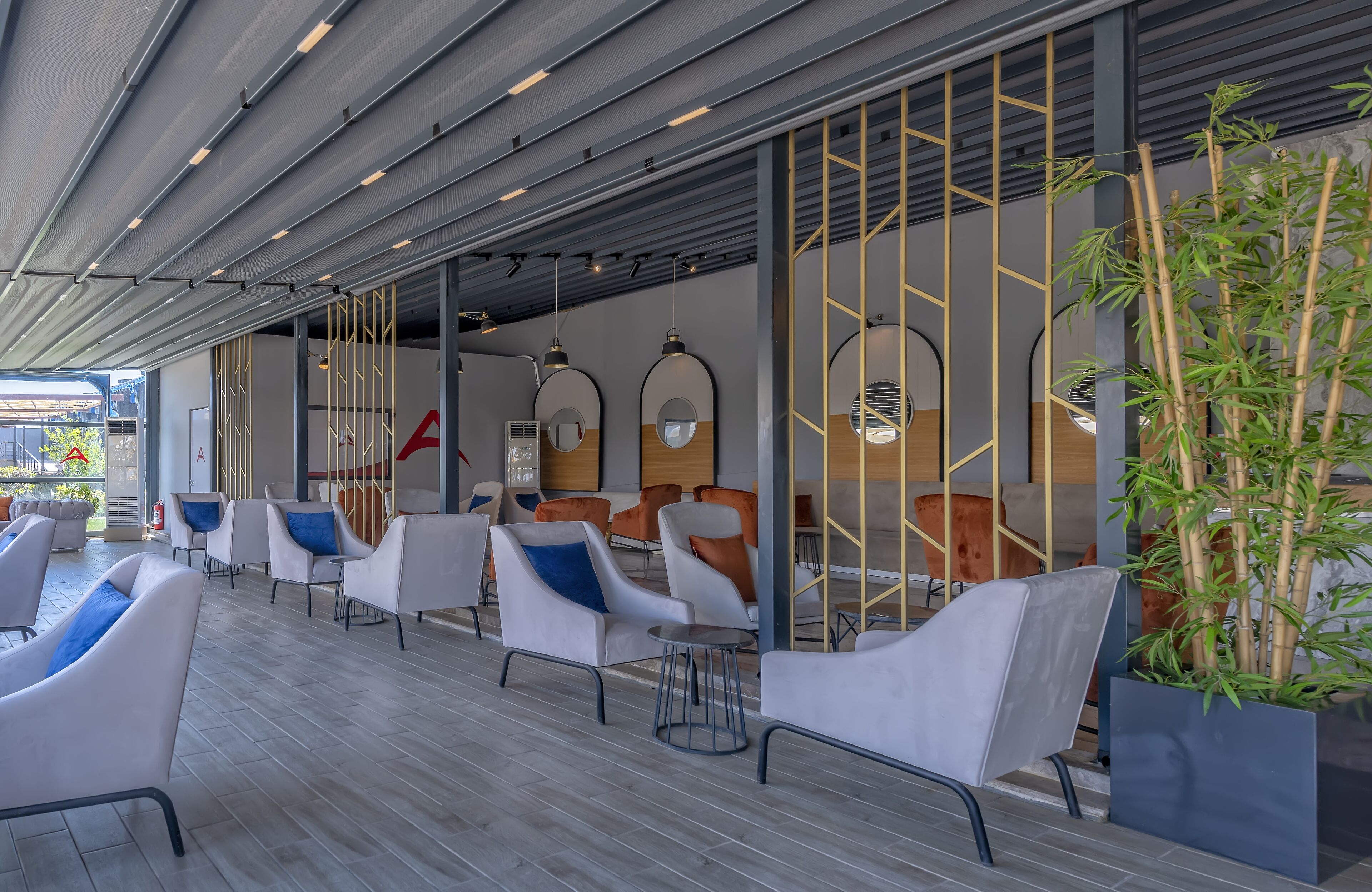 Zeyda Lara Hotel