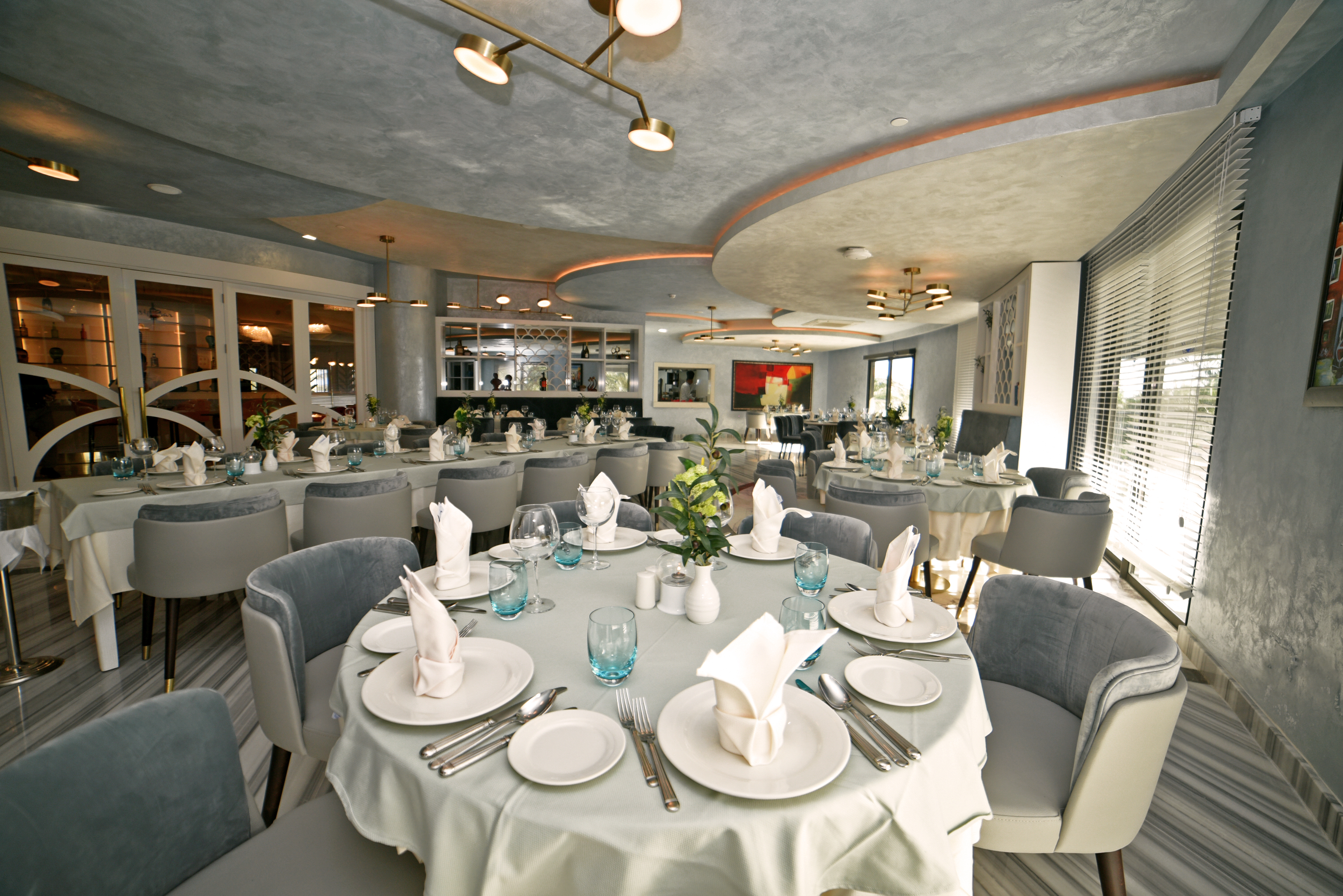 Royal Wings Hotel