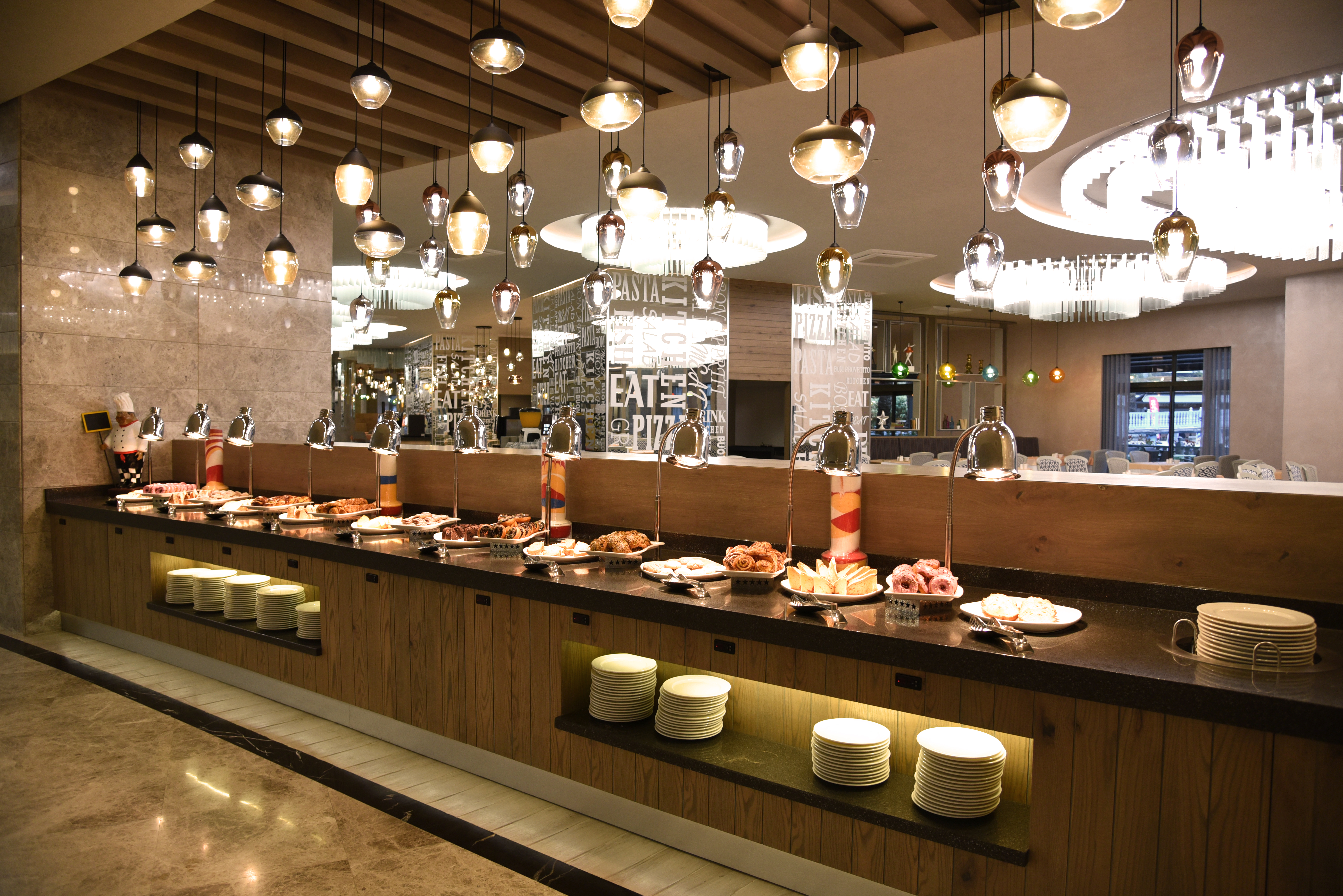 Royal Wings Hotel