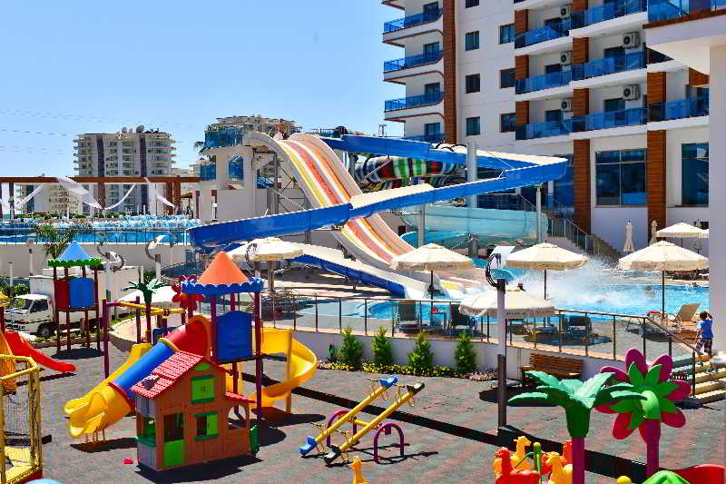 Azura Park