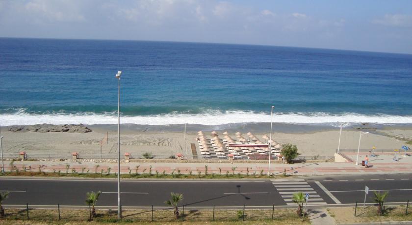 Galaxy Beach Hotel
