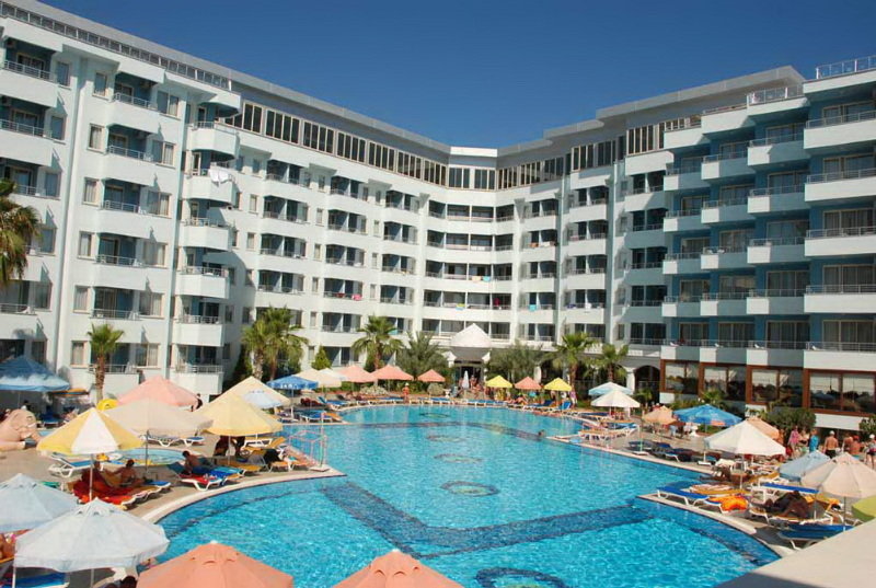 Senza Grand Santana Hotel