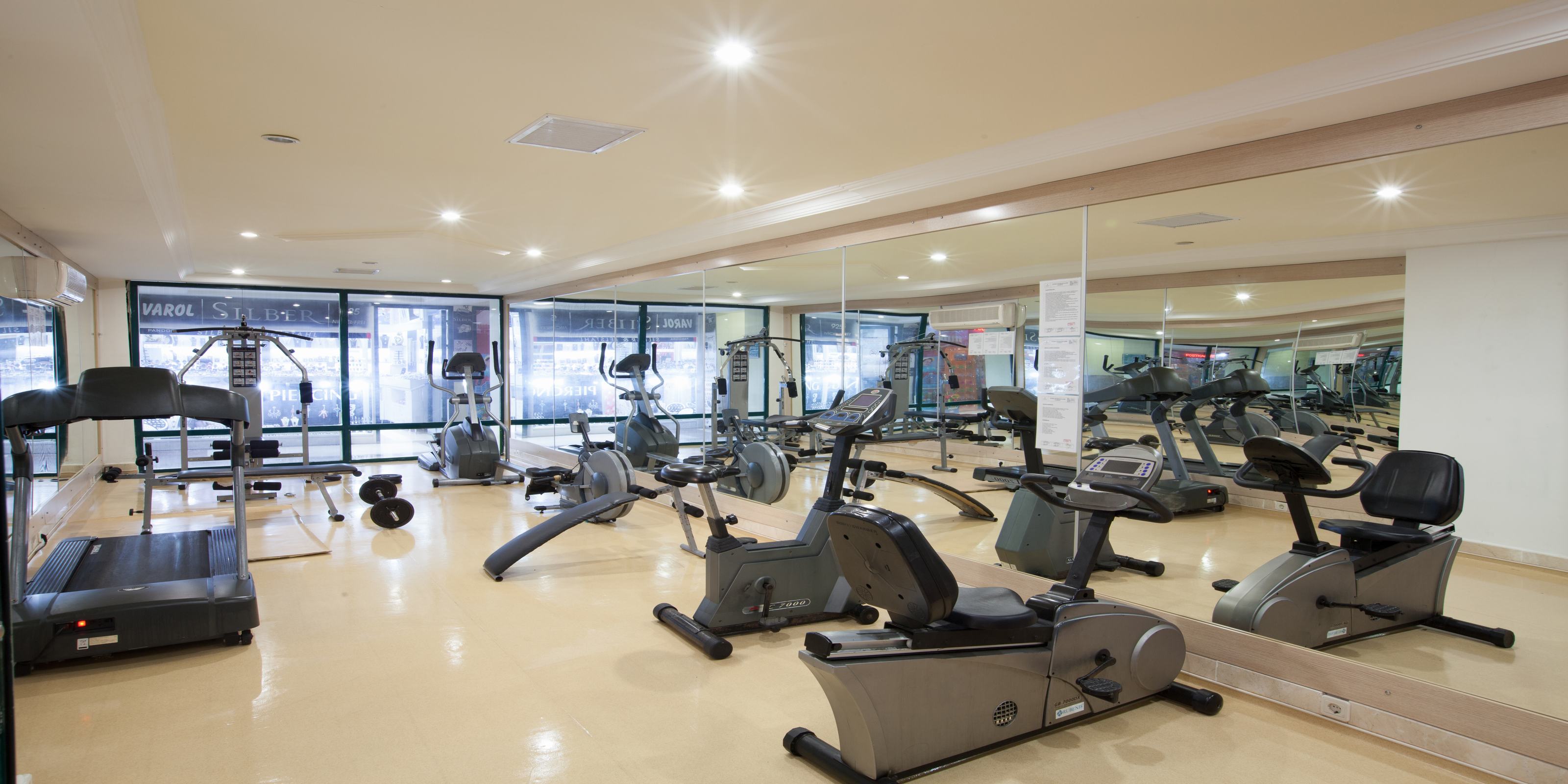 Grand Seker Hotel