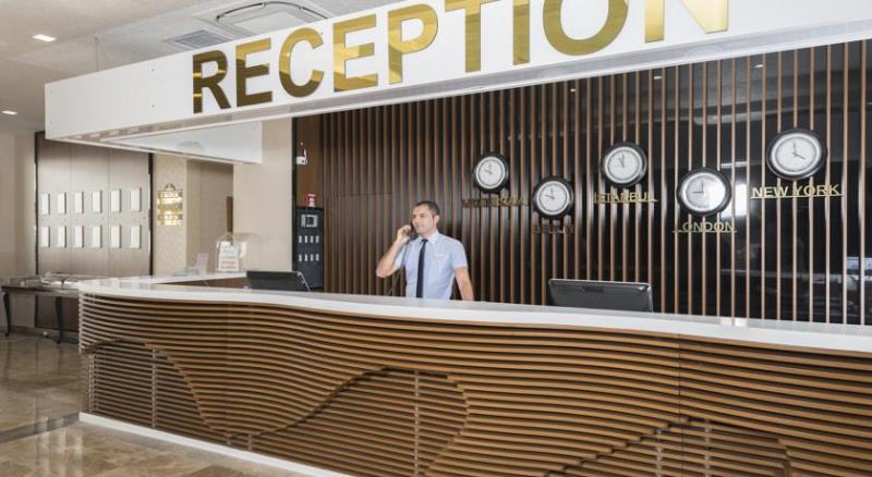 Grand Seker Hotel
