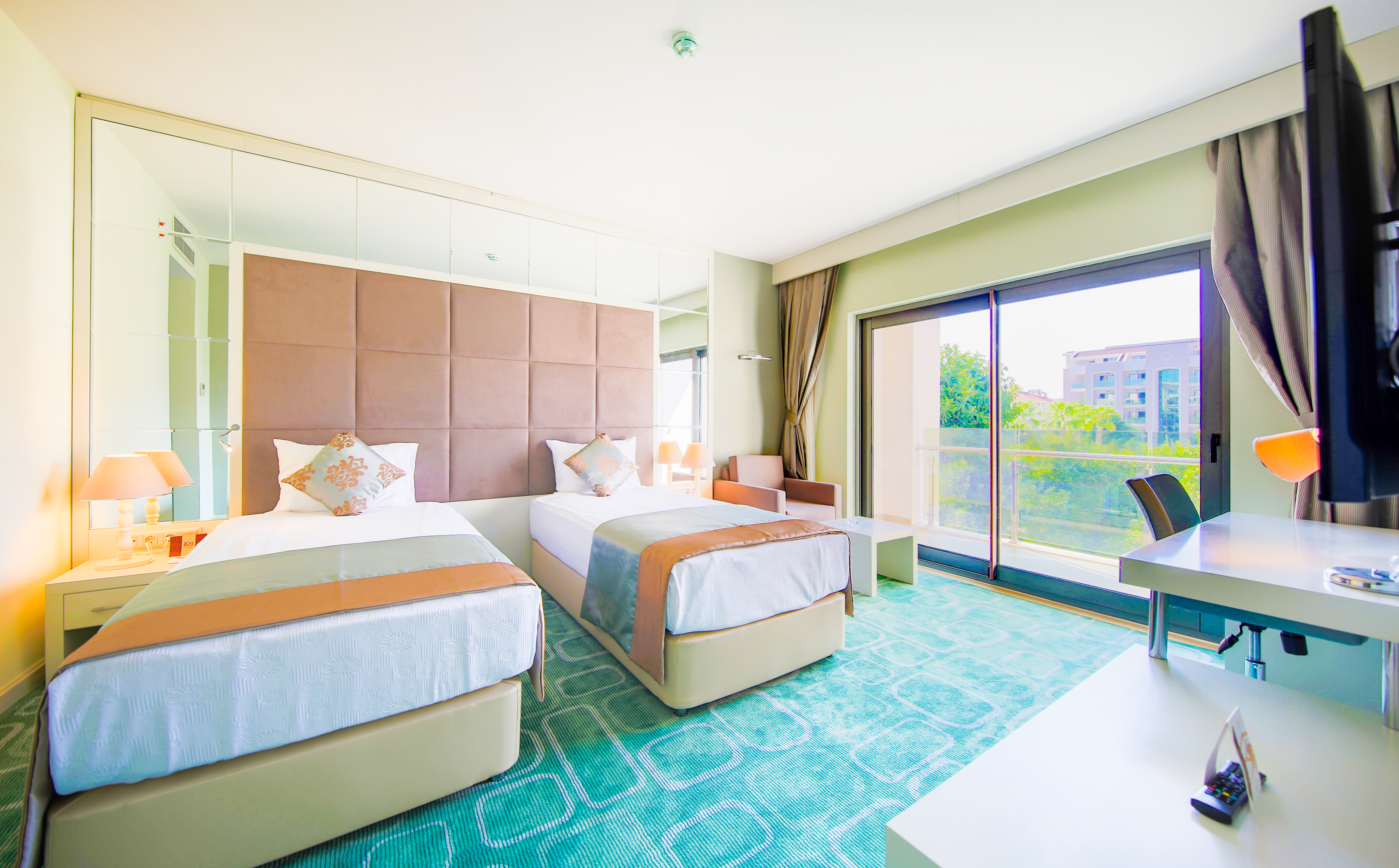 Horus Paradise Luxury Resort