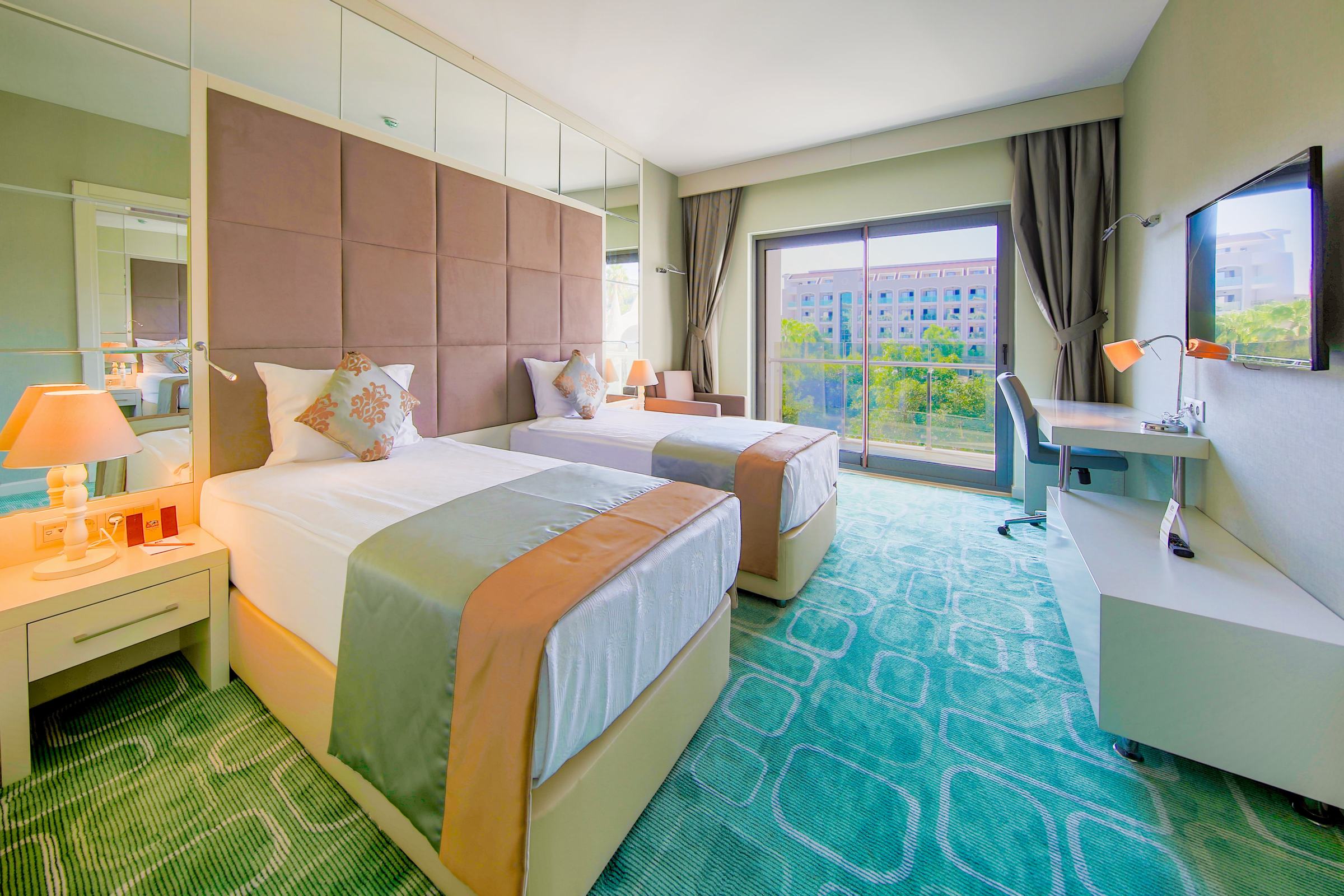 Horus Paradise Luxury Resort