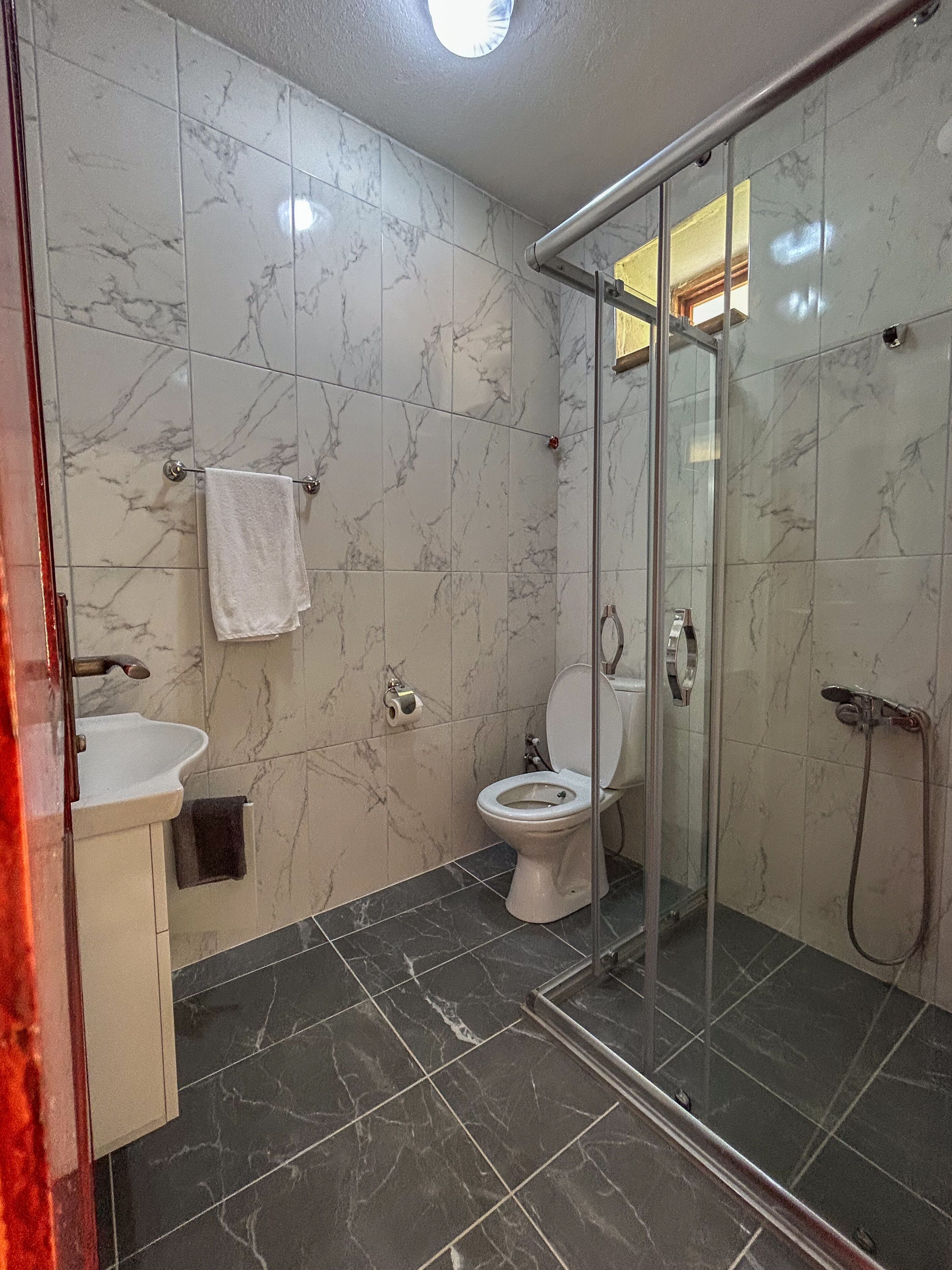 Ozgur Family House