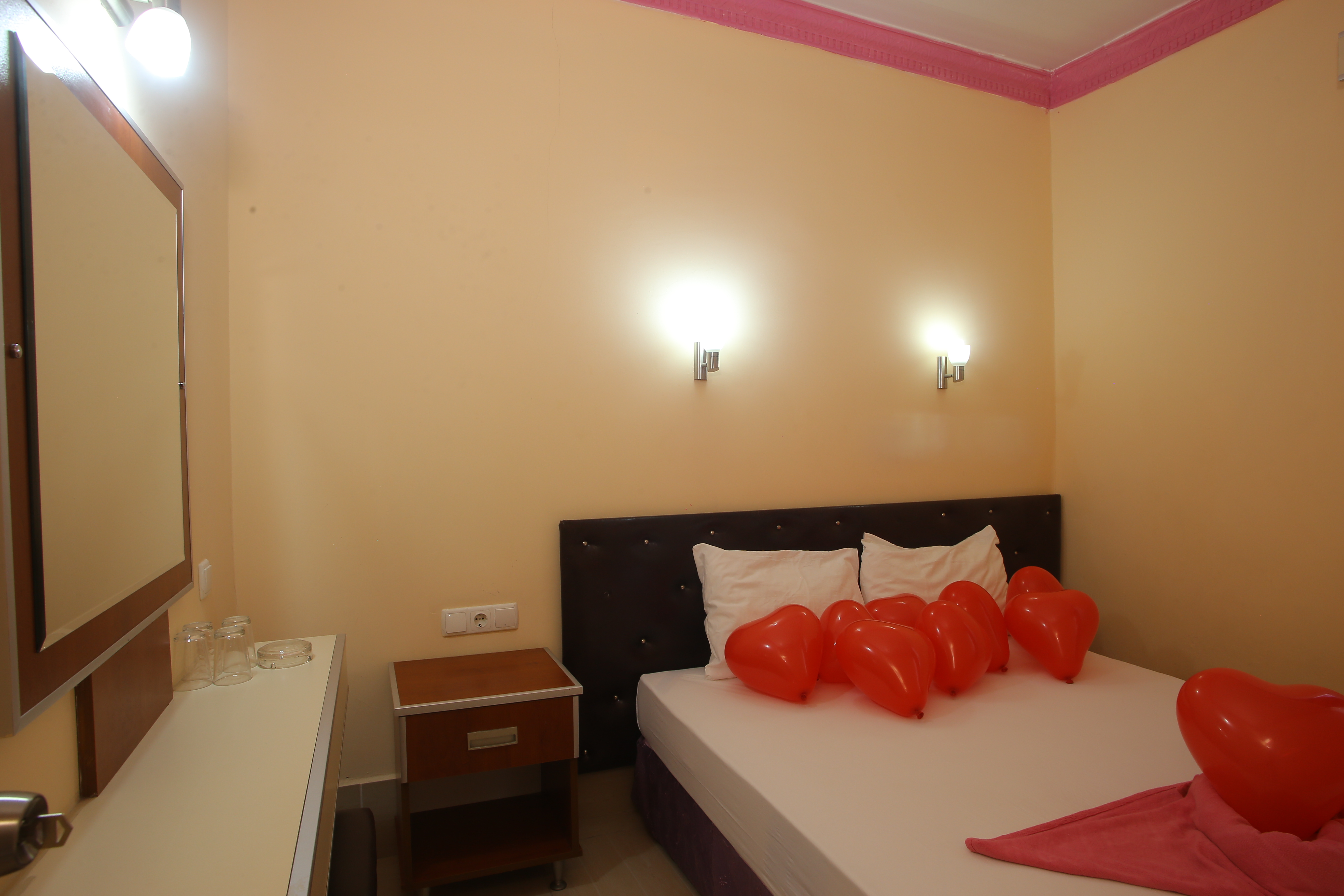 Sayanora Hotel
