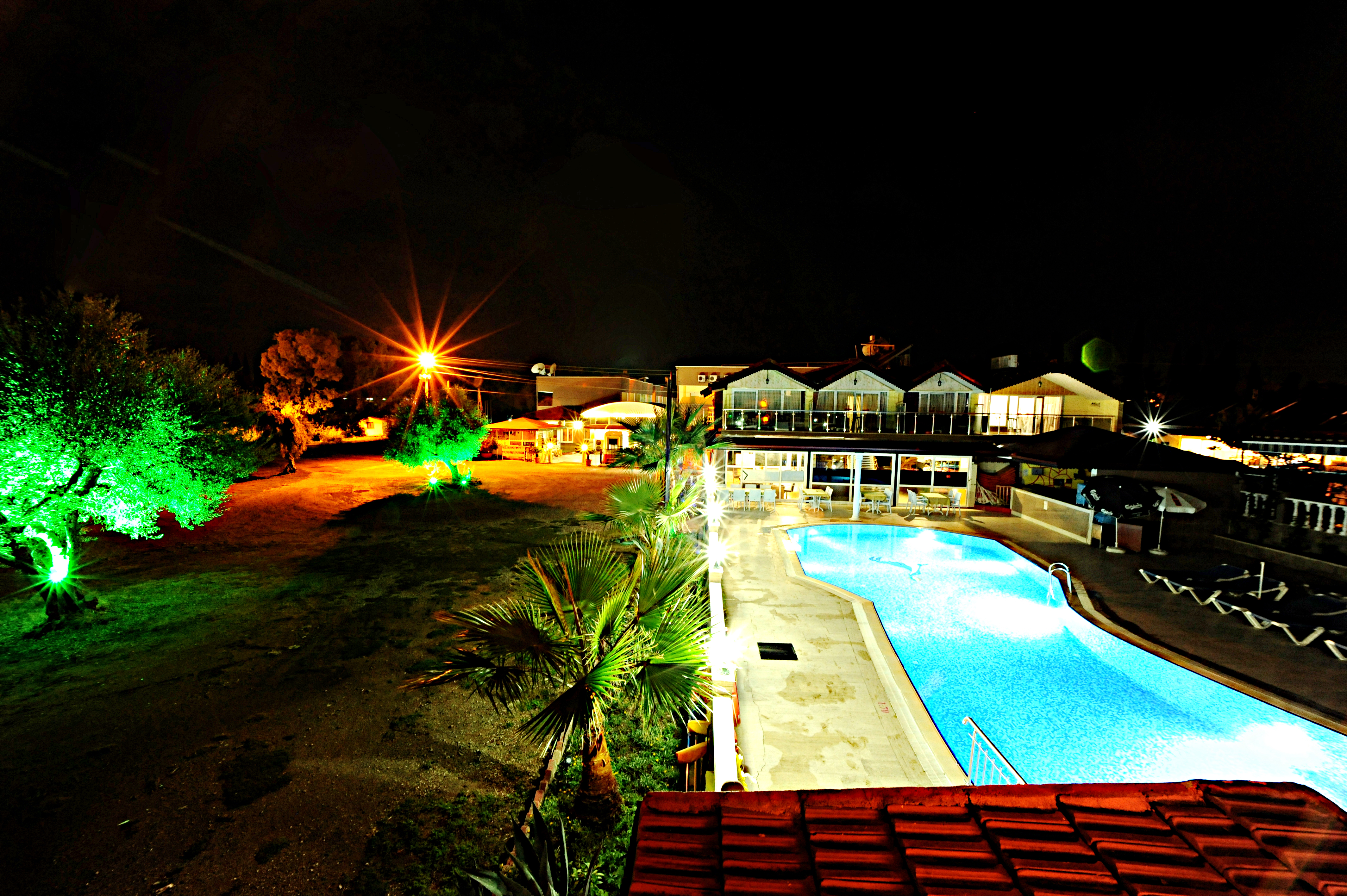 Sayanora Hotel