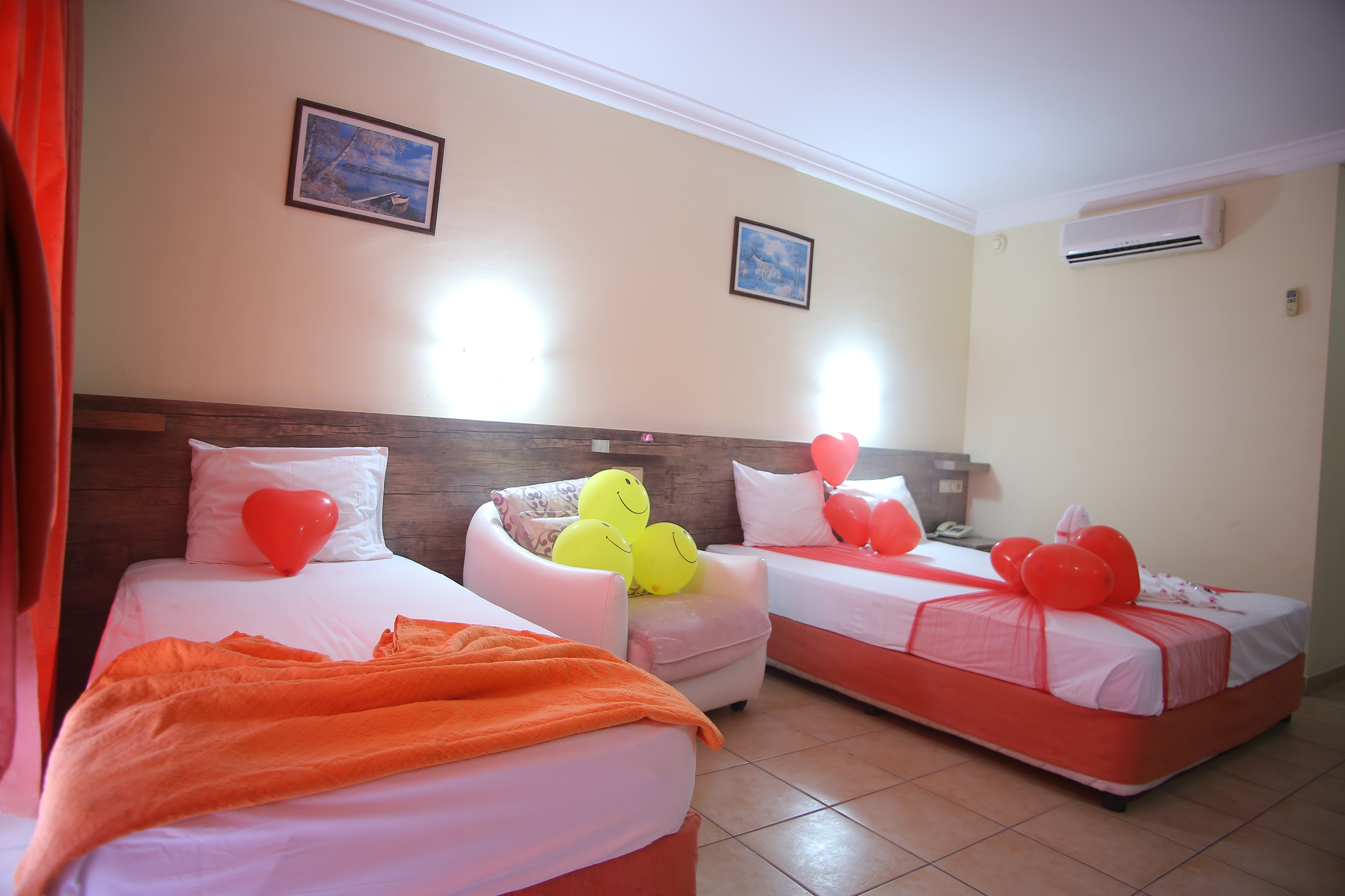 Sayanora Hotel