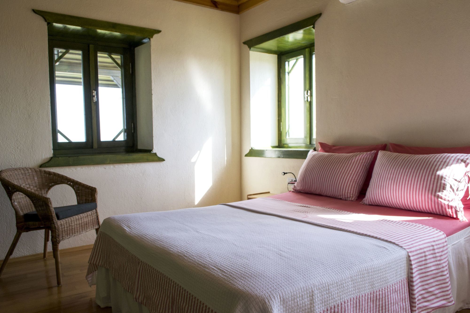 Seki Cottages