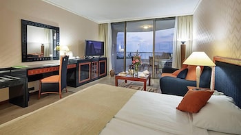 Sunrise Queen Luxury Hotel