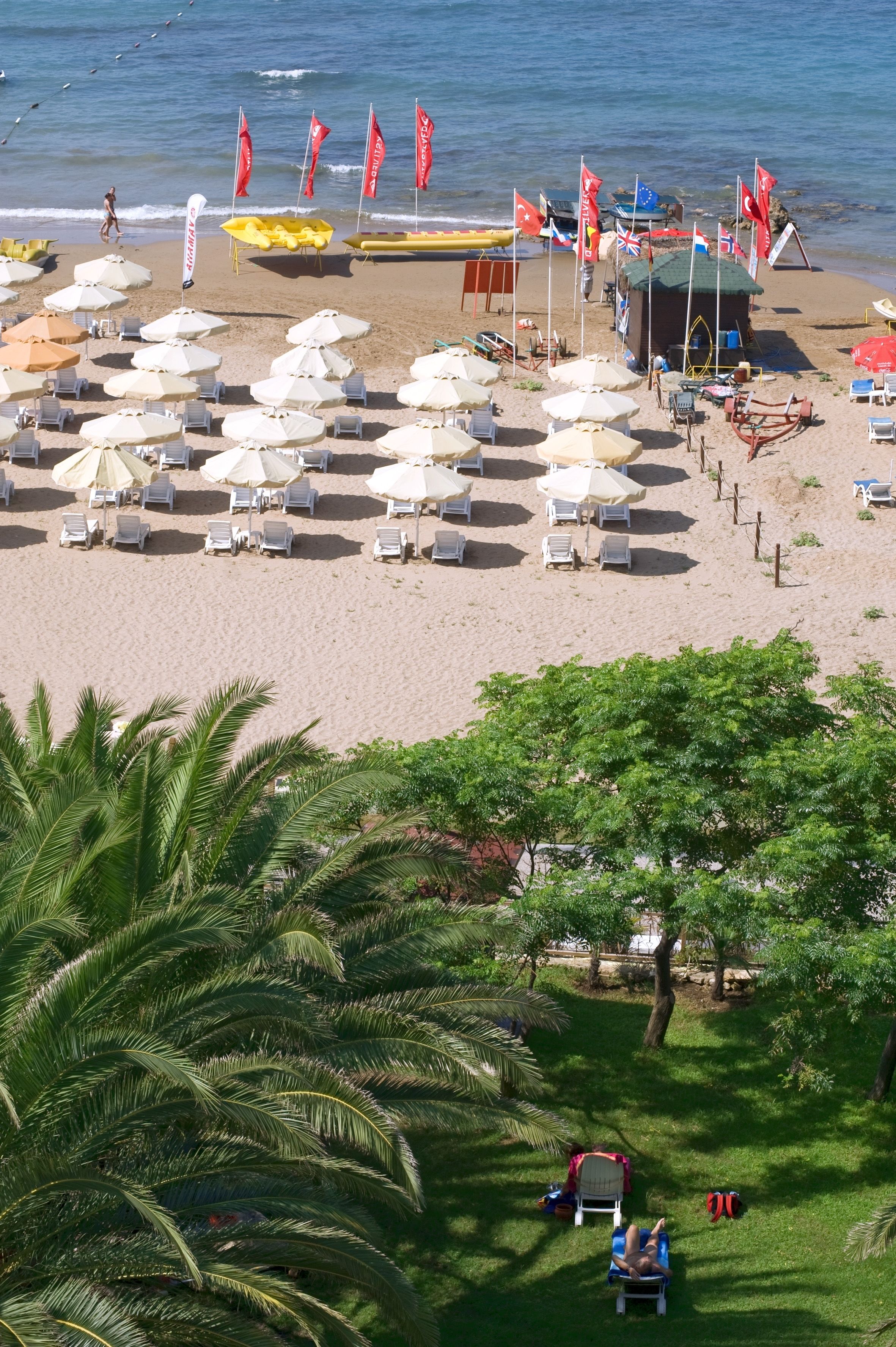 Sunrise Queen Luxury Hotel