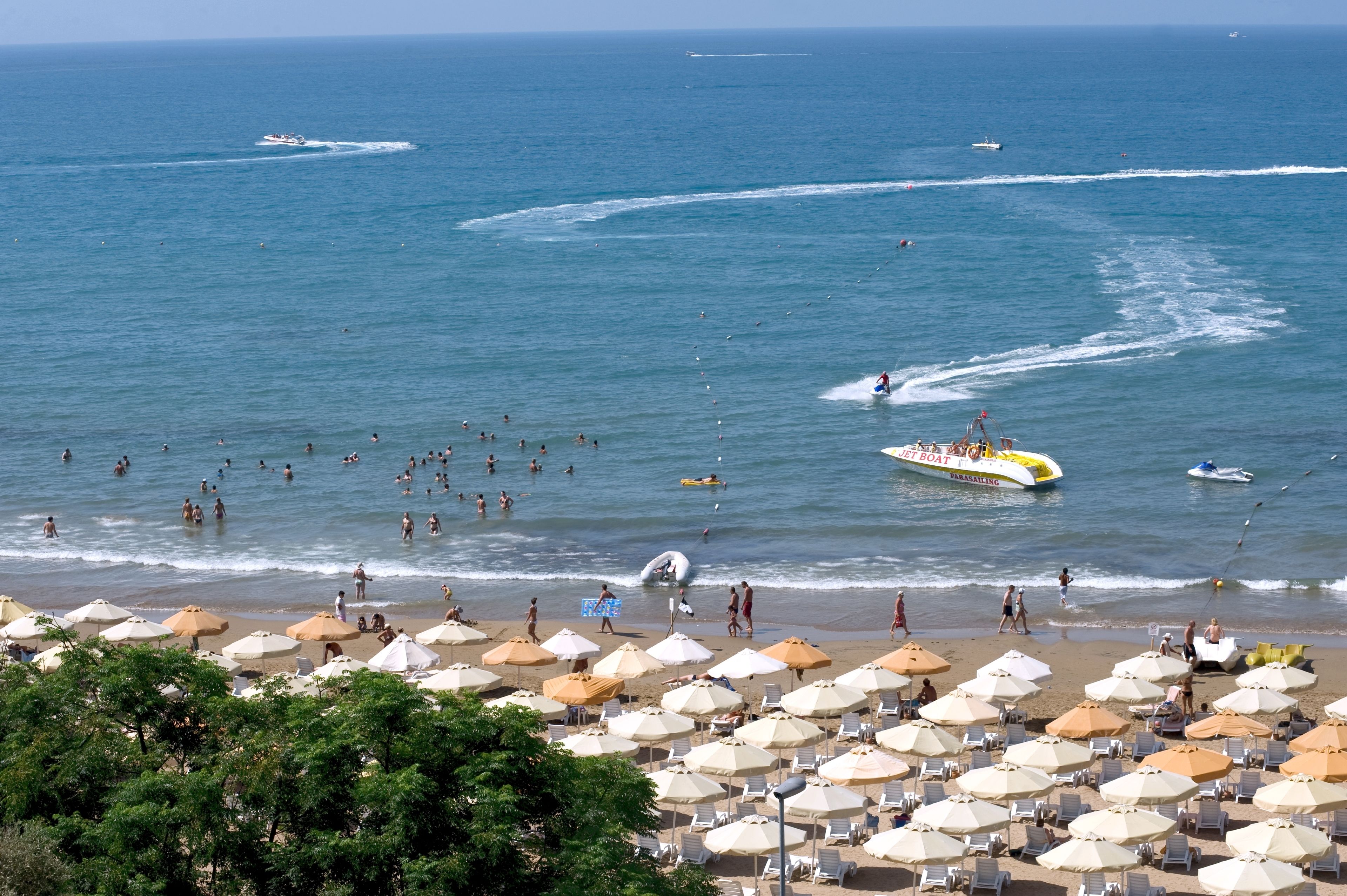 Sunrise Queen Luxury Hotel