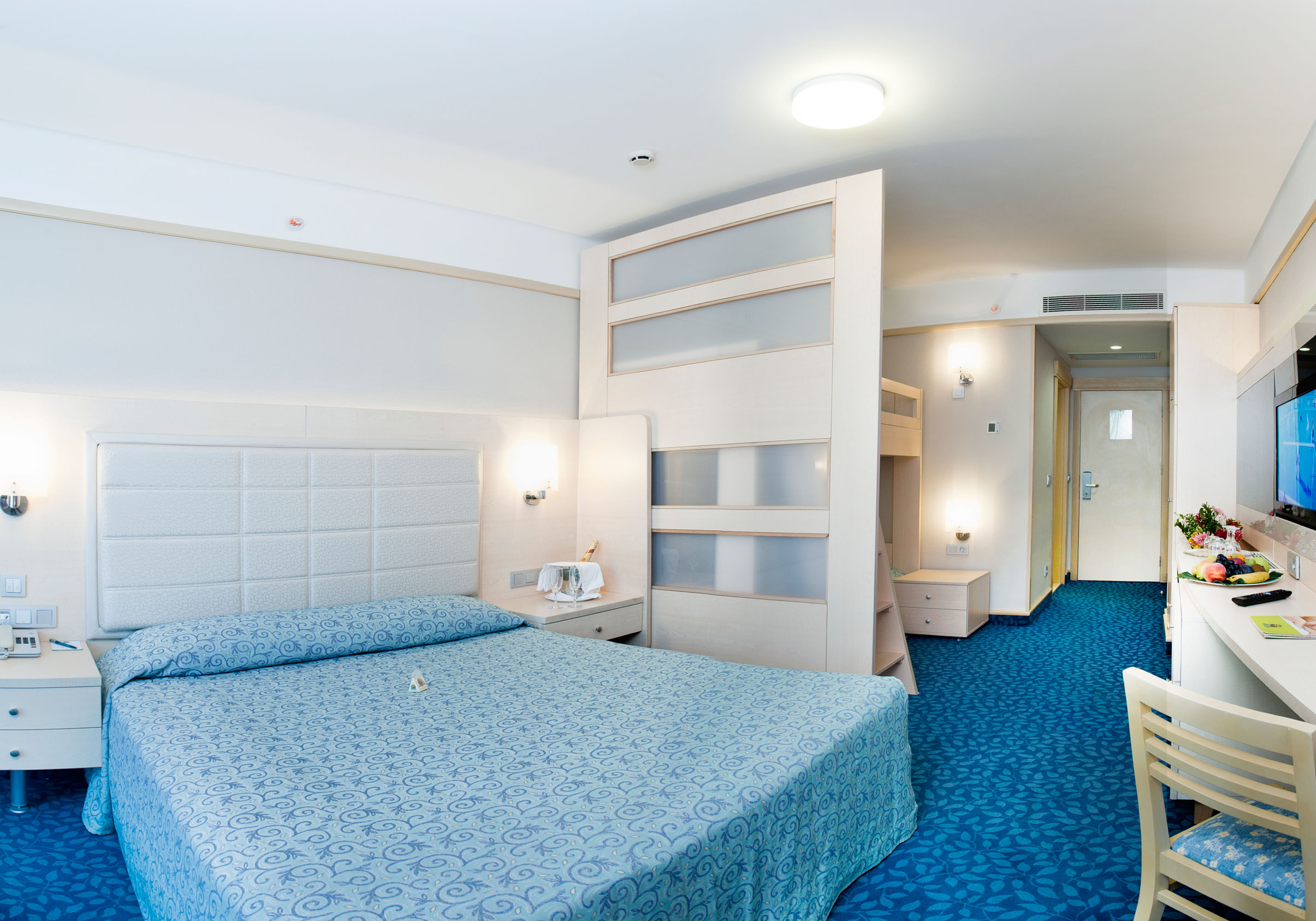 VONRESORT Golden Coast