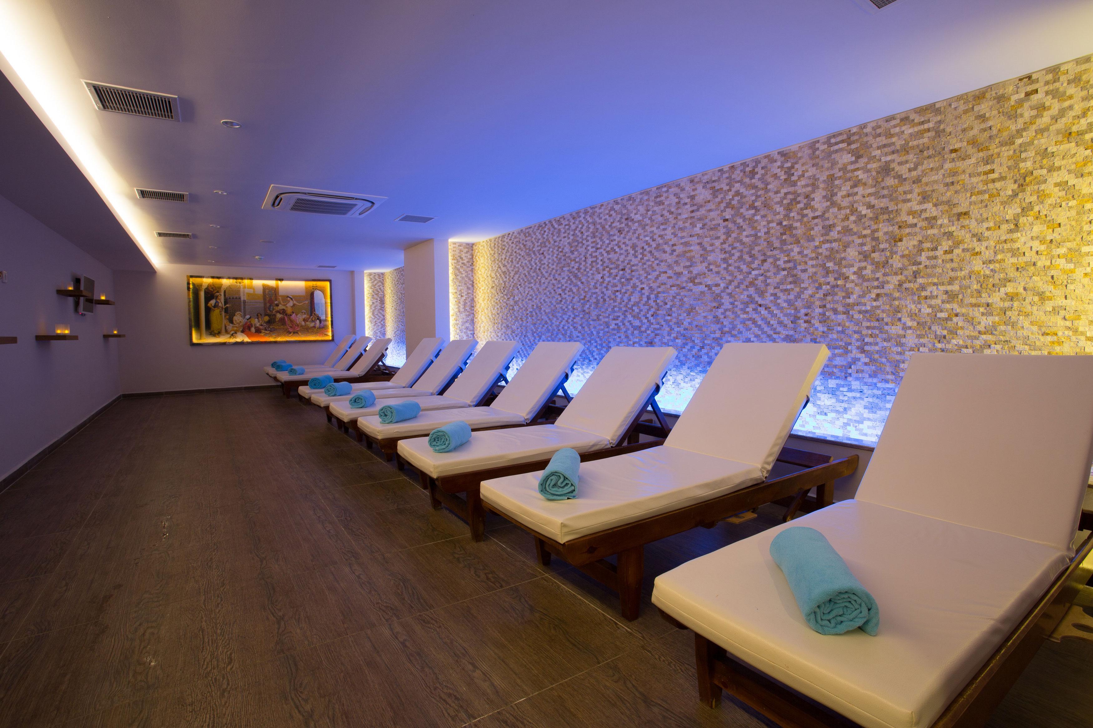Water Side Resort & Spa