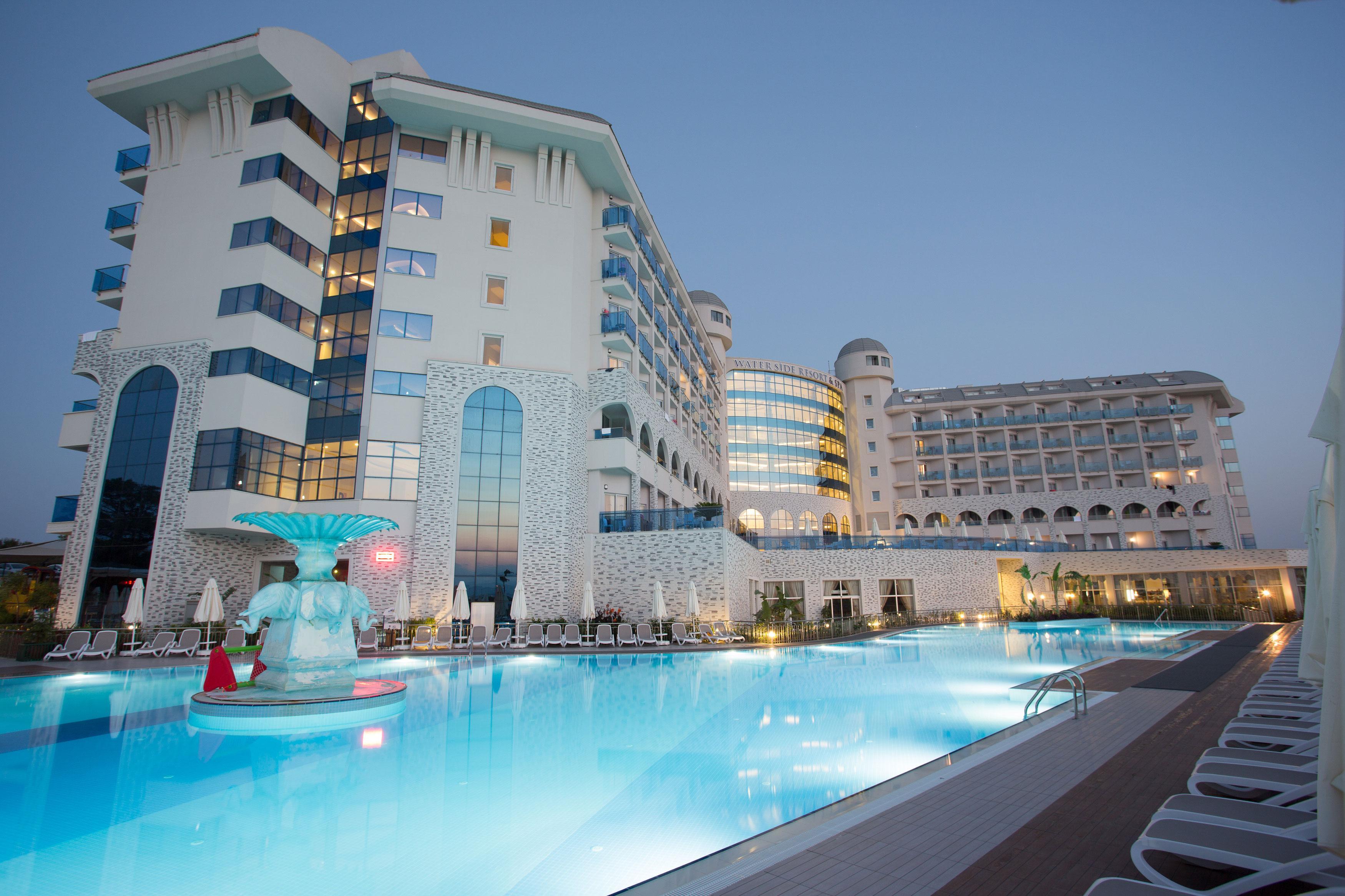Water Side Resort & Spa