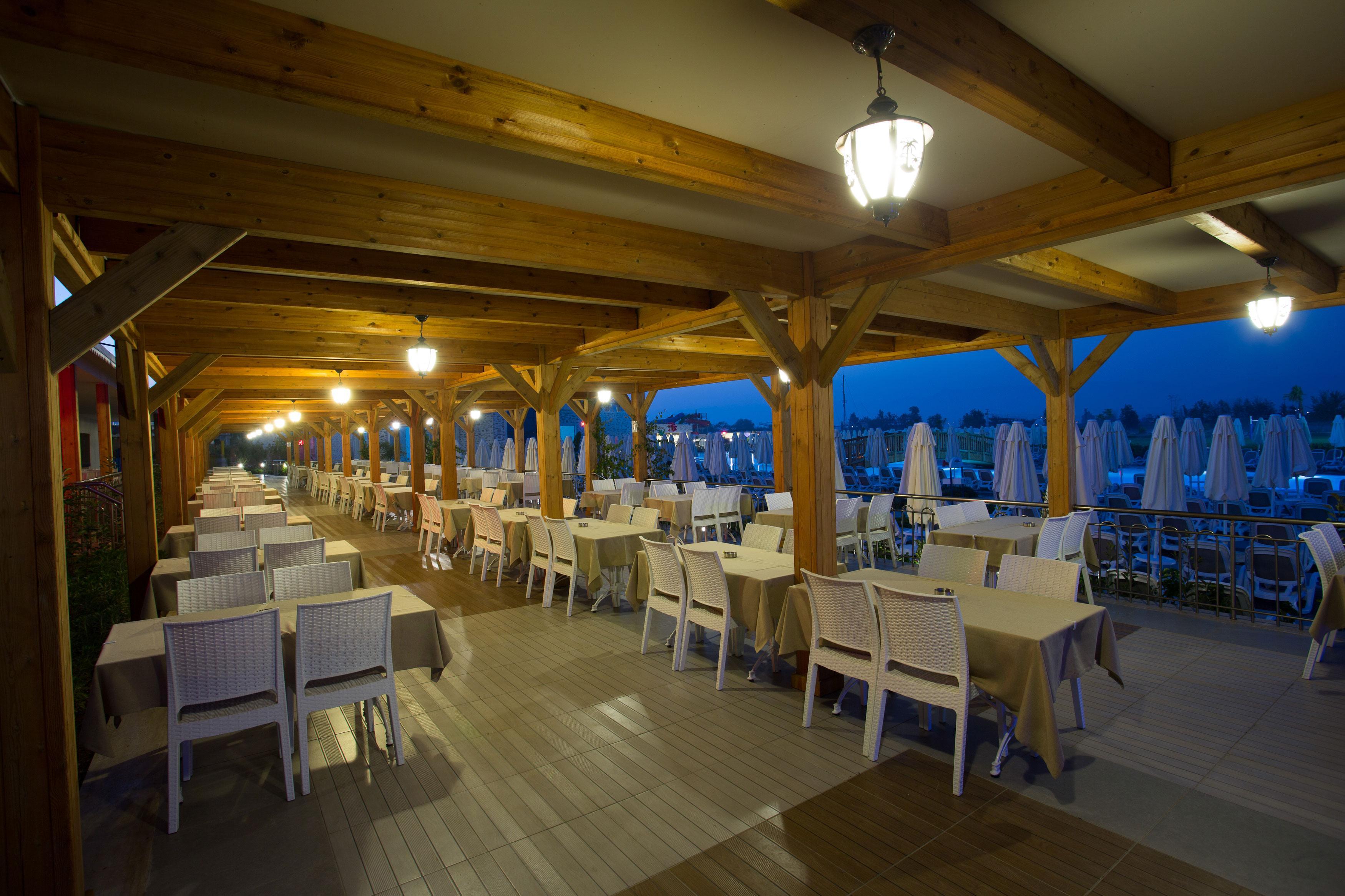 Water Side Resort & Spa