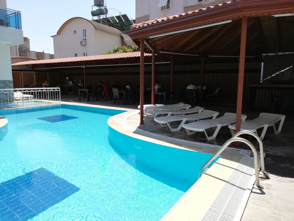 Wonder Life Hotel