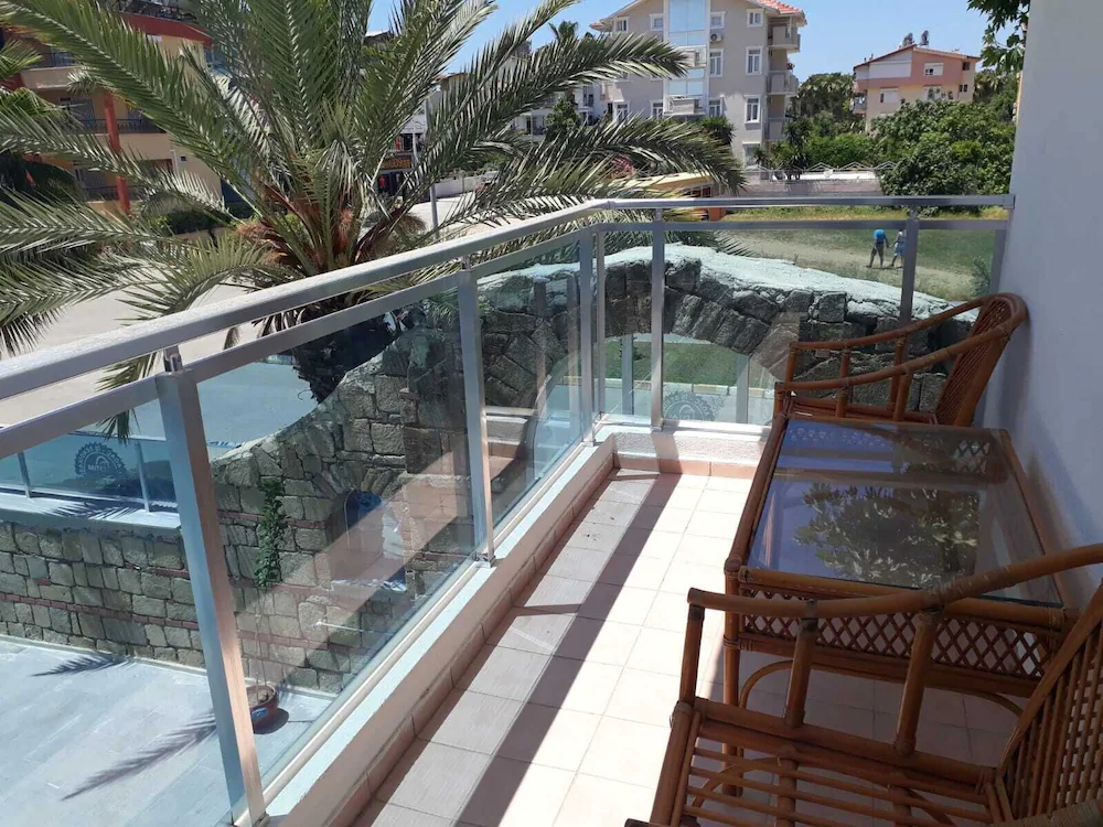Wonder Life Hotel