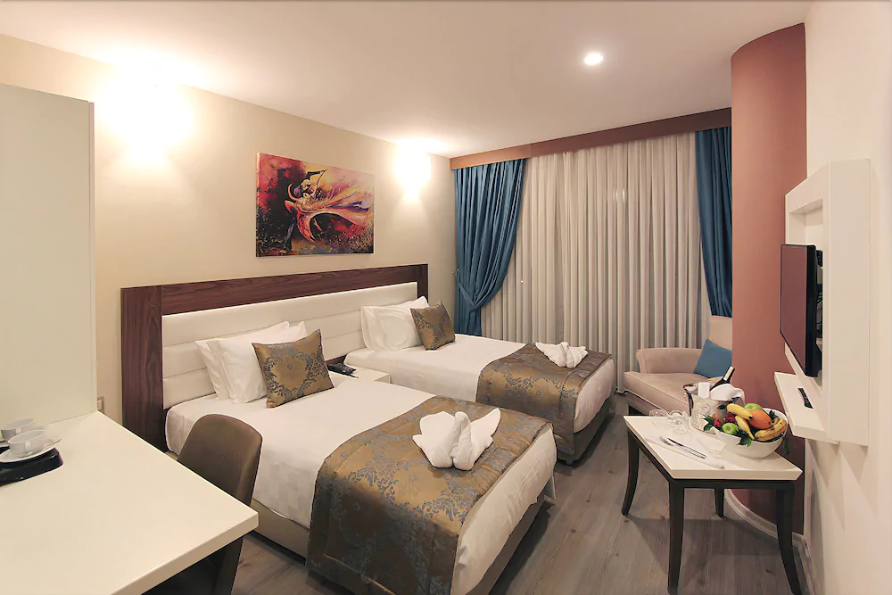 Forum Suite Hotel