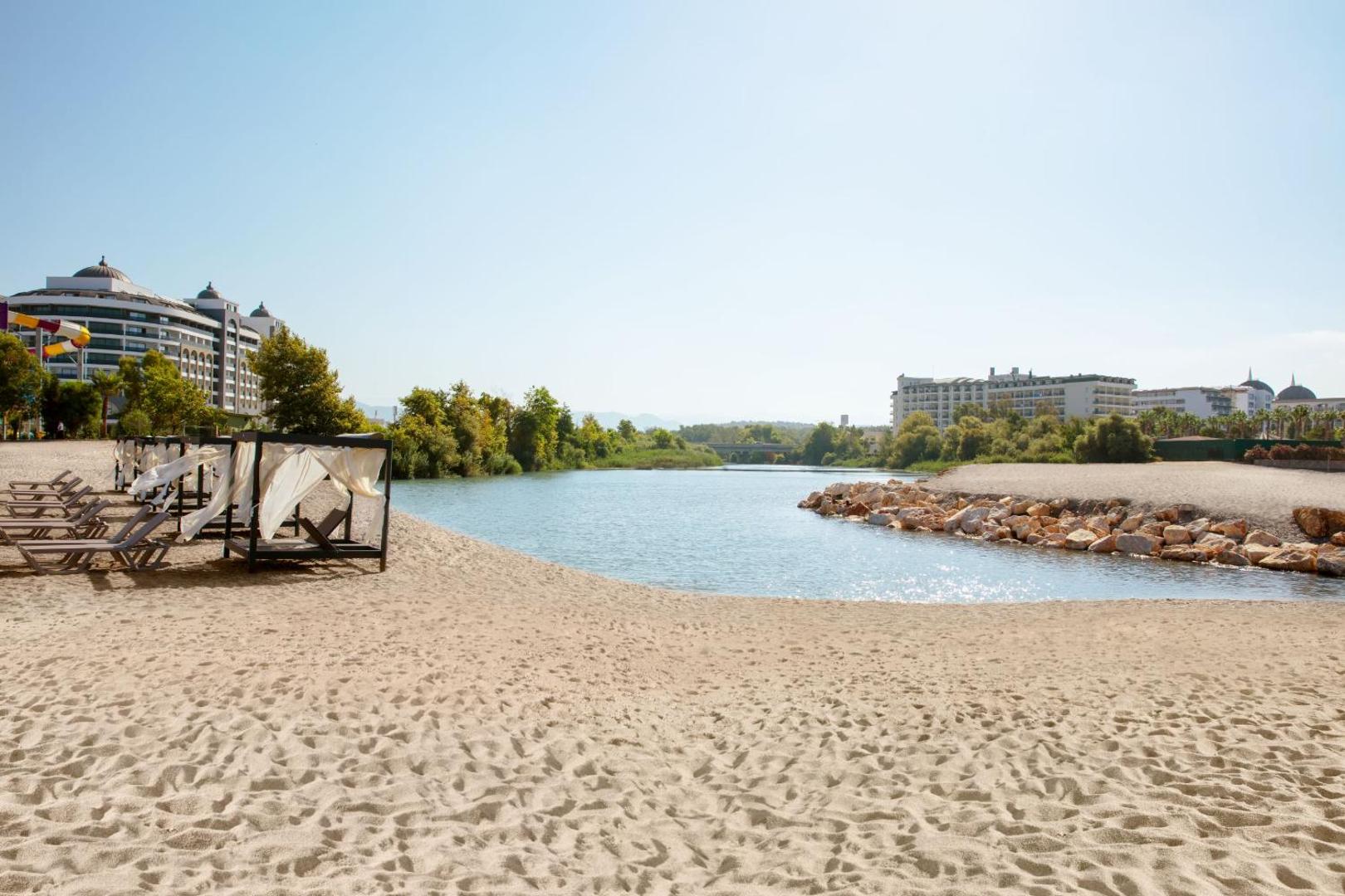 Alarcha Hotels & Resort