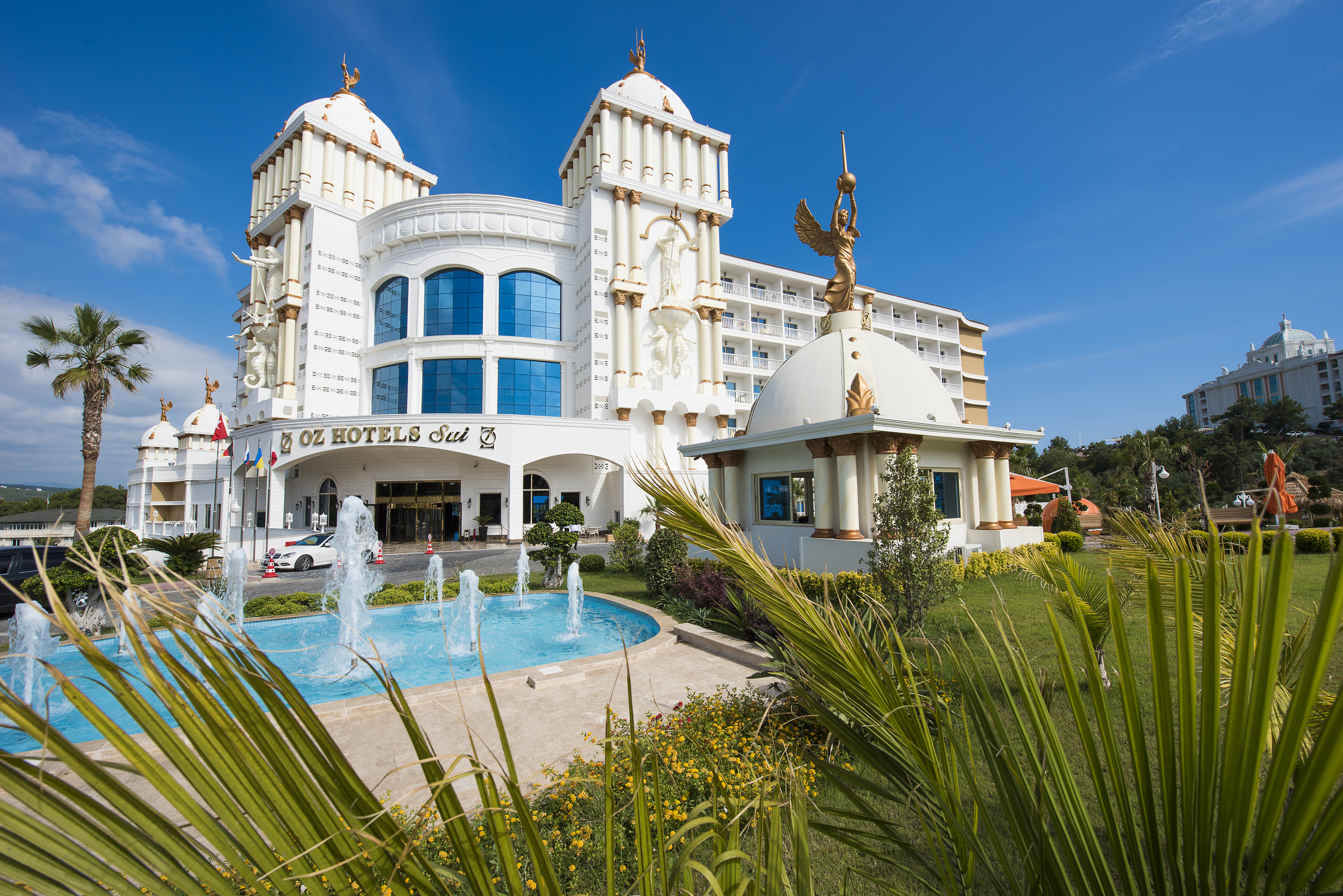 Oz SUI Resort Hotel