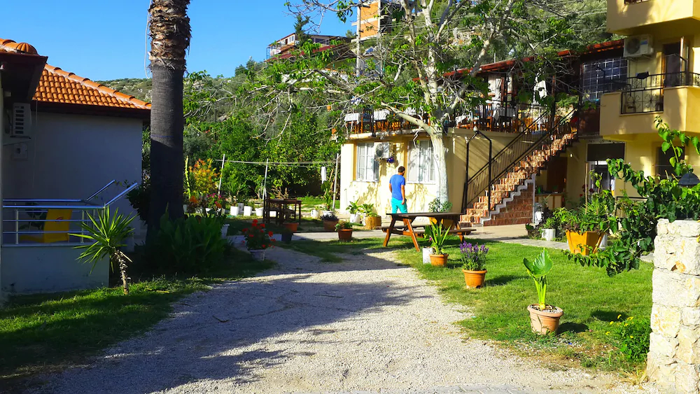 Flower Pension