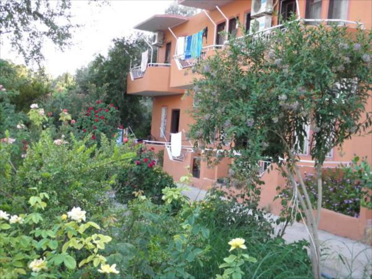 Rose Pension