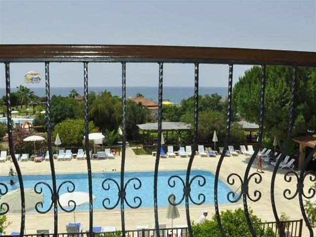 alltoura Club Hotel La Benata