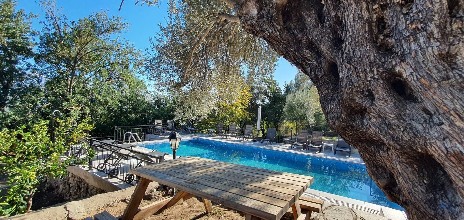 Antalya Bodrum Kayasi Dag Oteli