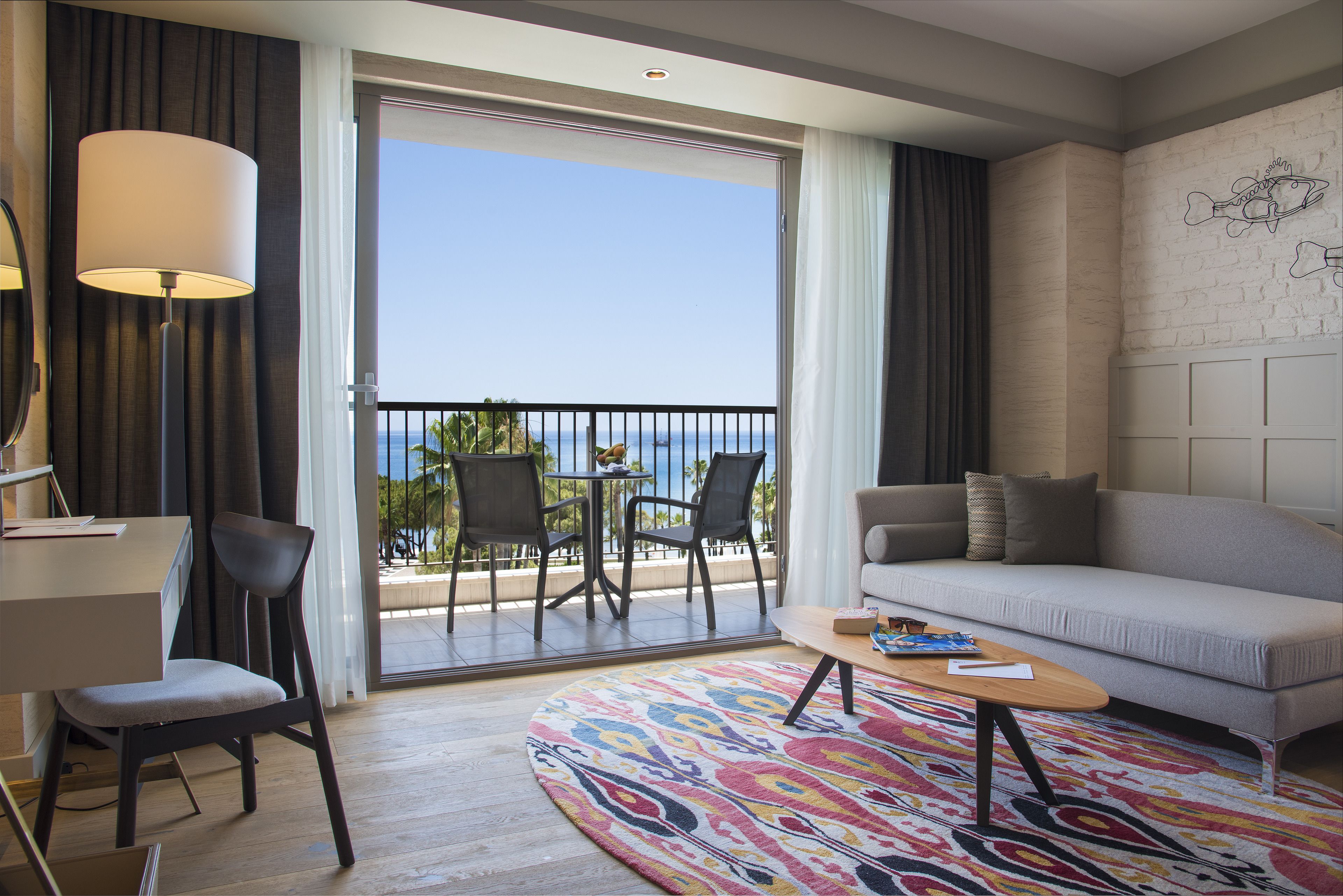 Acanthus Cennet Barut Collection