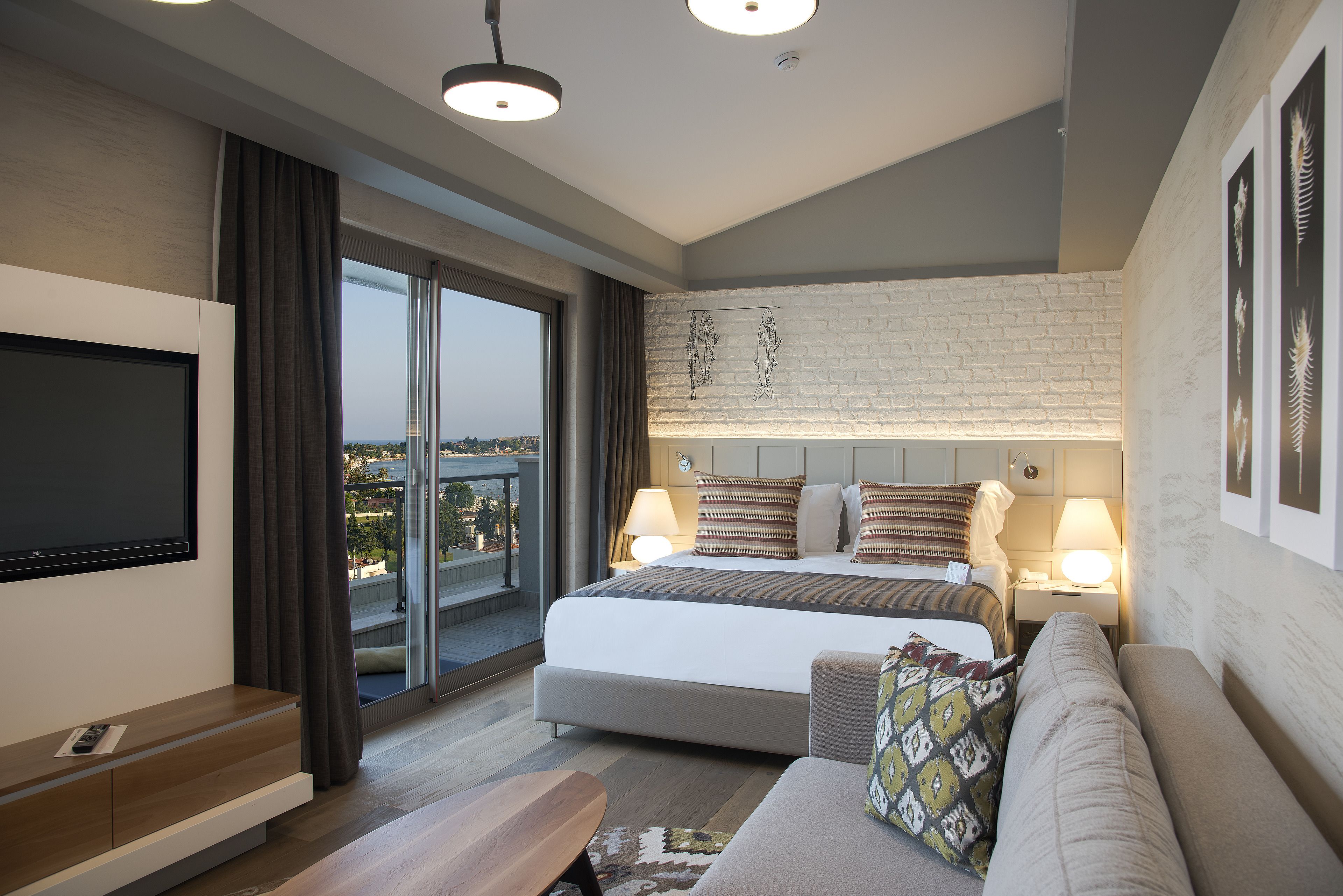 Acanthus Cennet Barut Collection