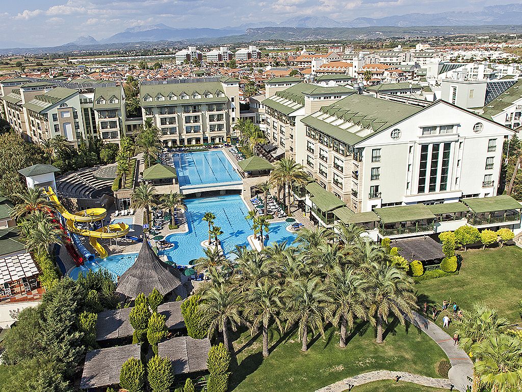Dobedan Beach Resort Comfort Side