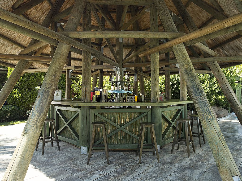 Dobedan Beach Resort Comfort Side