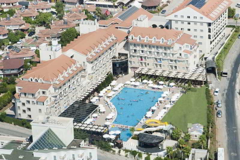 Side Aluna Hotel