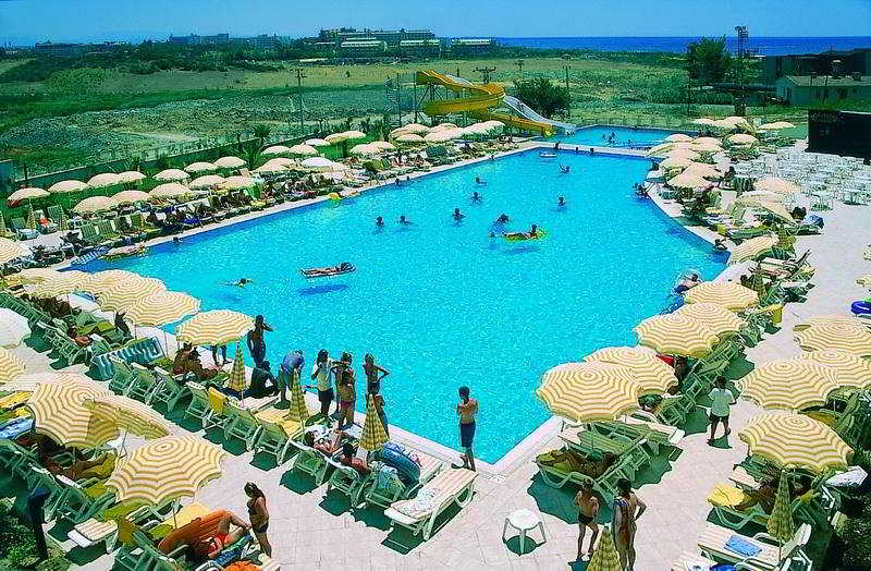 Side Aluna Hotel