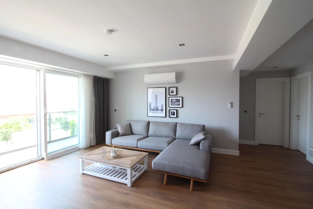 Elia Apartments