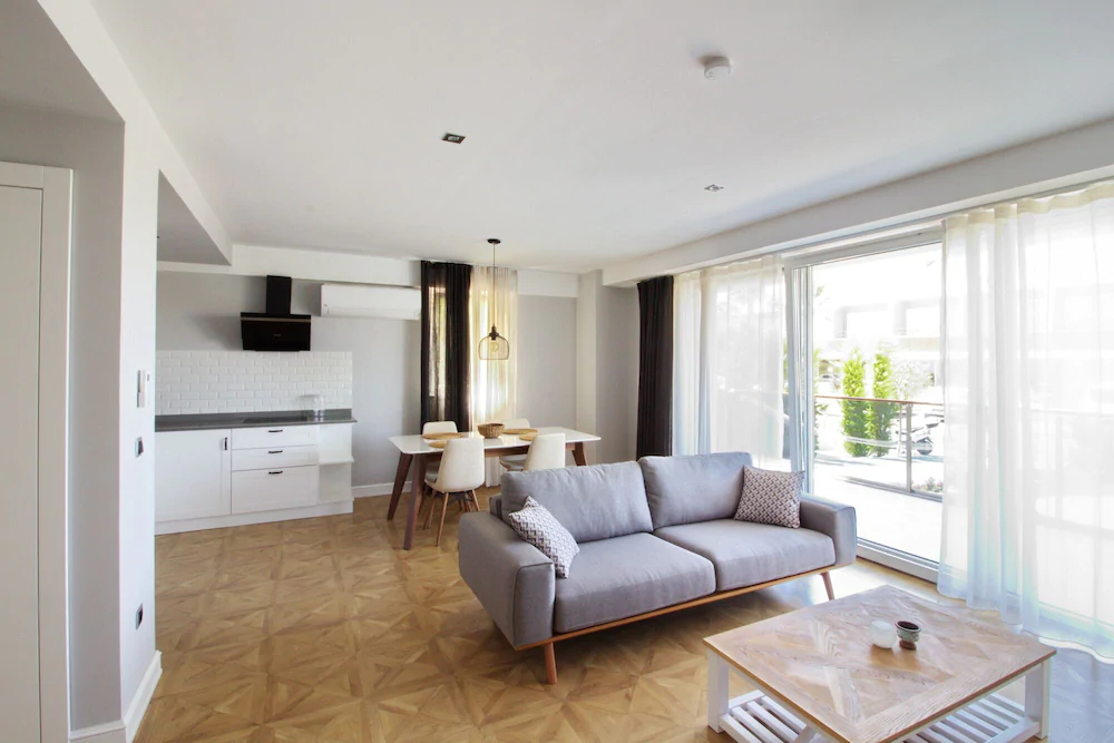 Elia Apartments