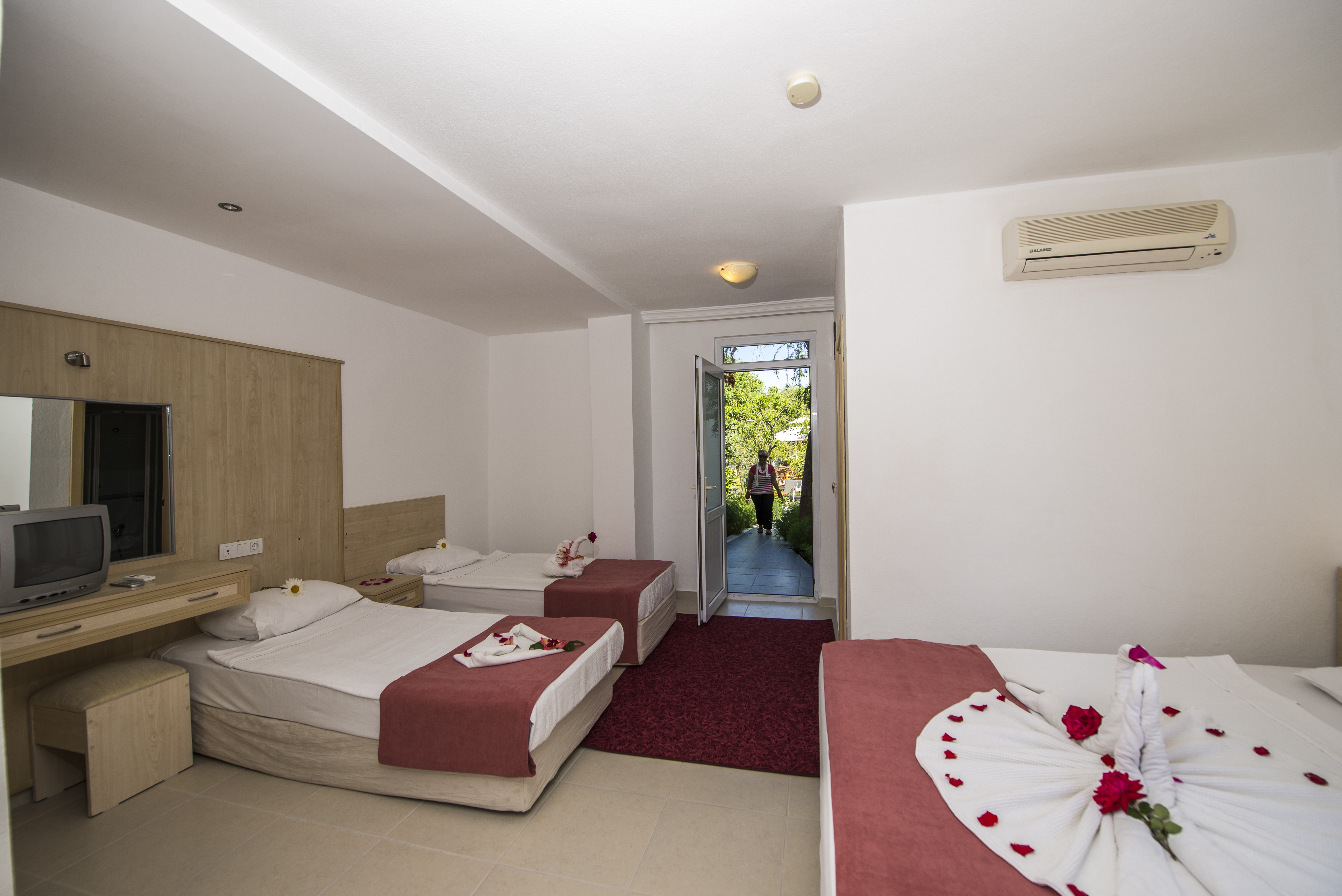 Elis Beach Hotel