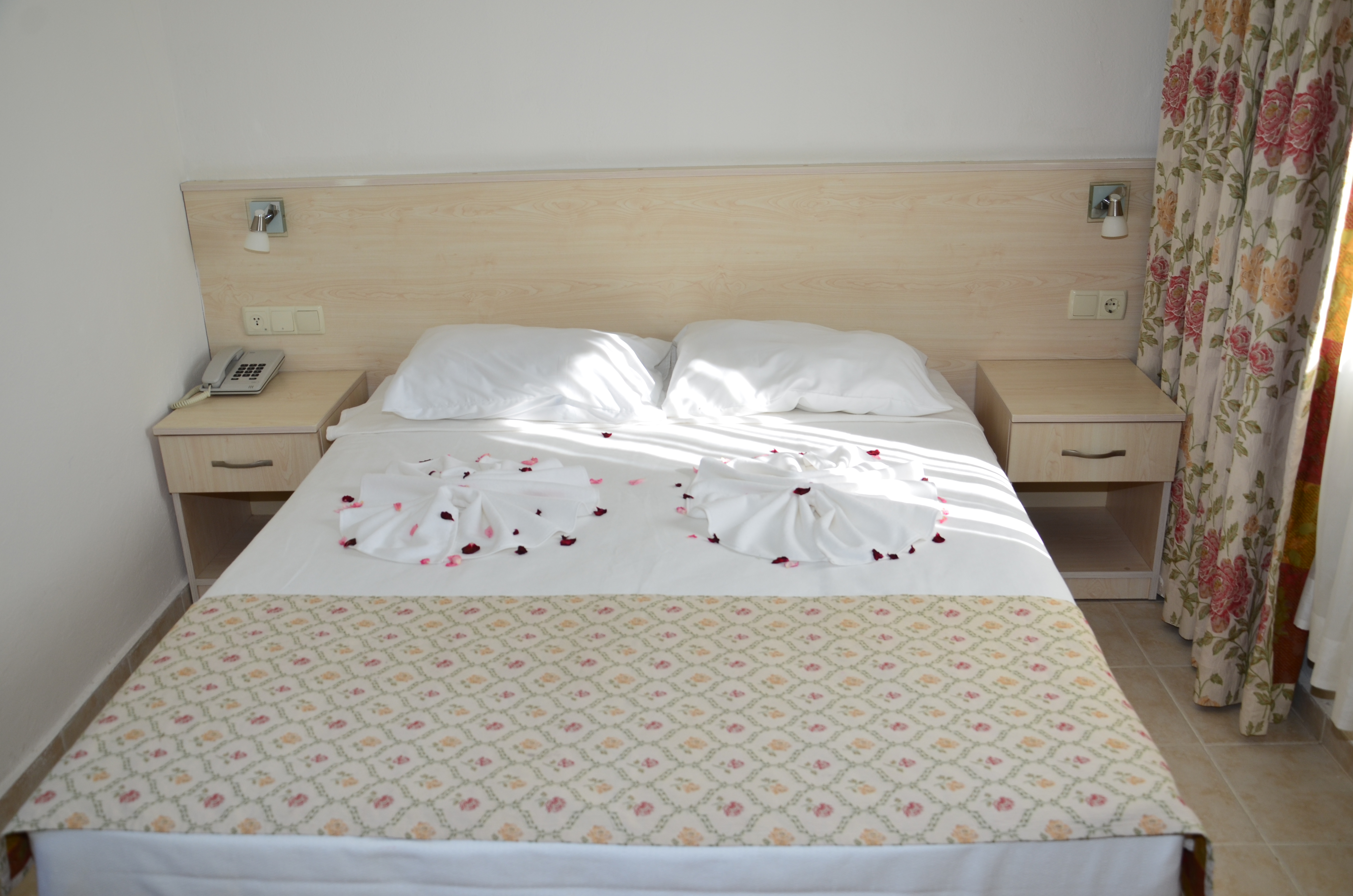 Elis Beach Hotel