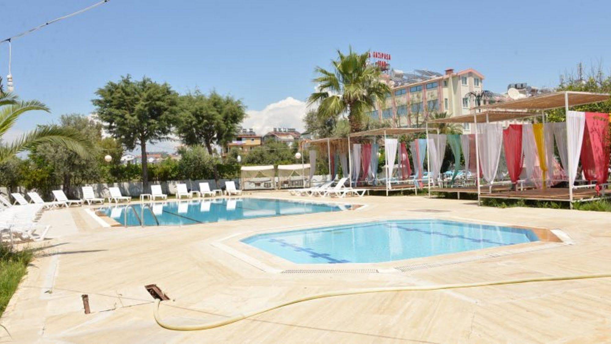 Elpaso Hotel