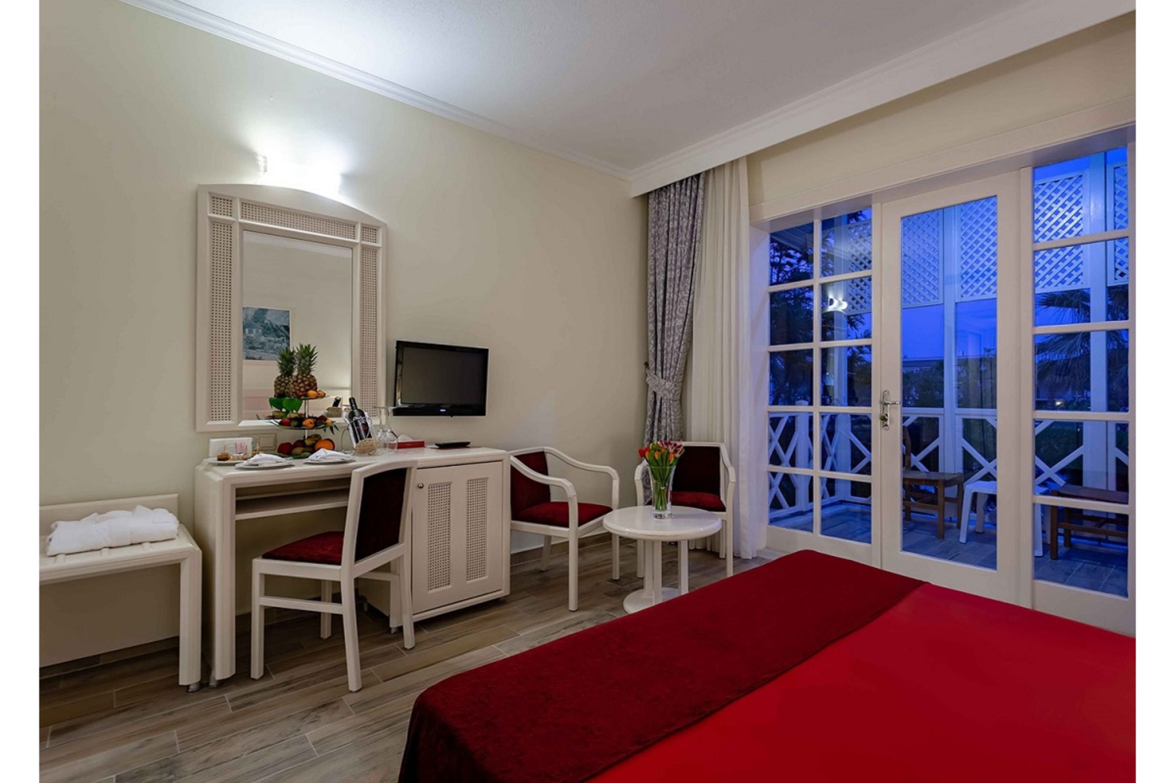 Asteria Family Resort Side