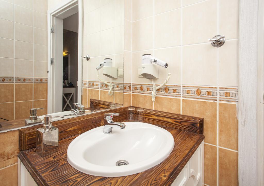 Kamer Motel