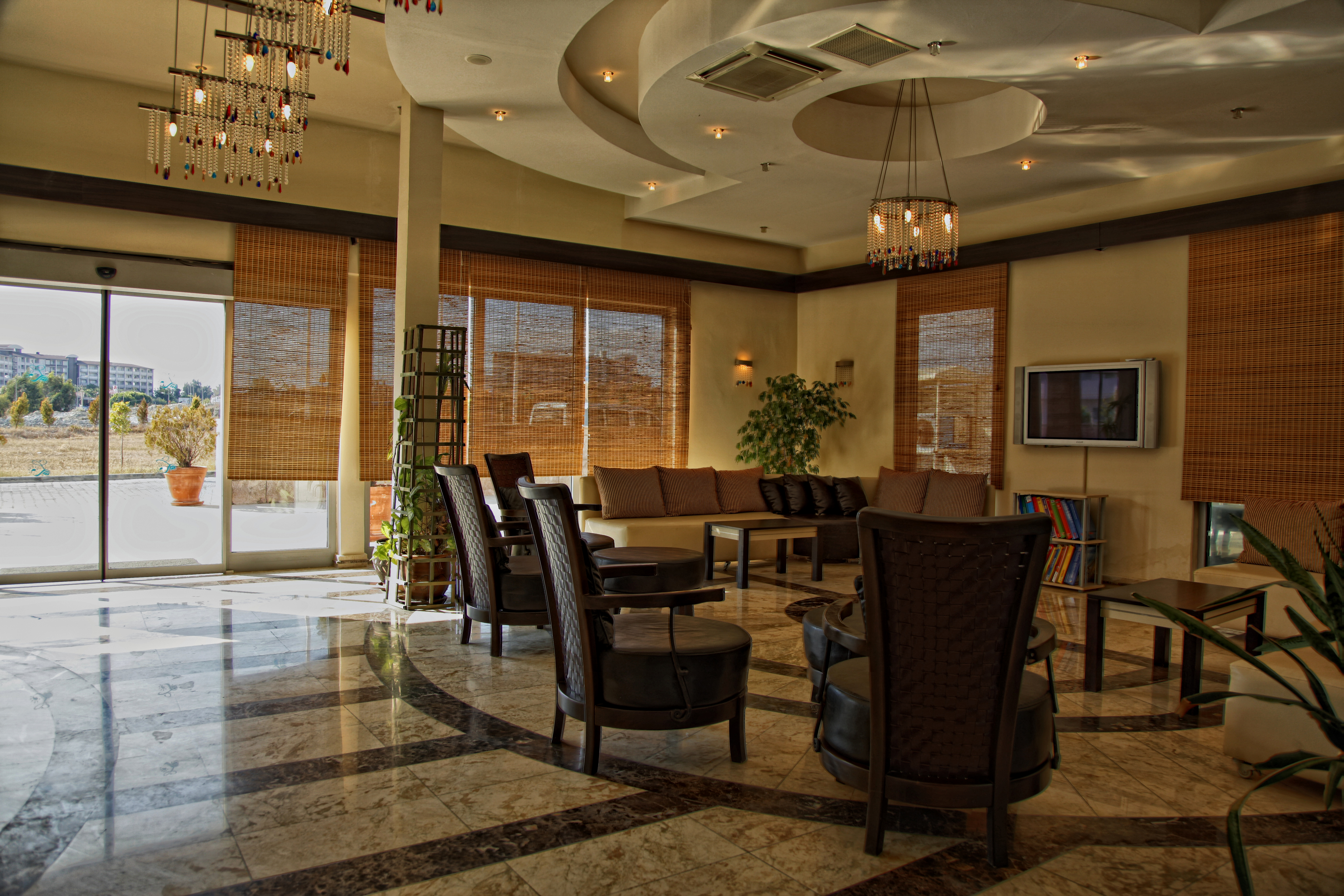 Lavitas Hotel
