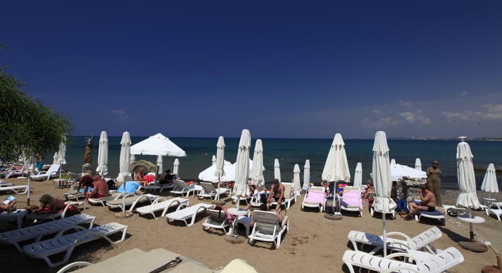 Leda Beach Hotel