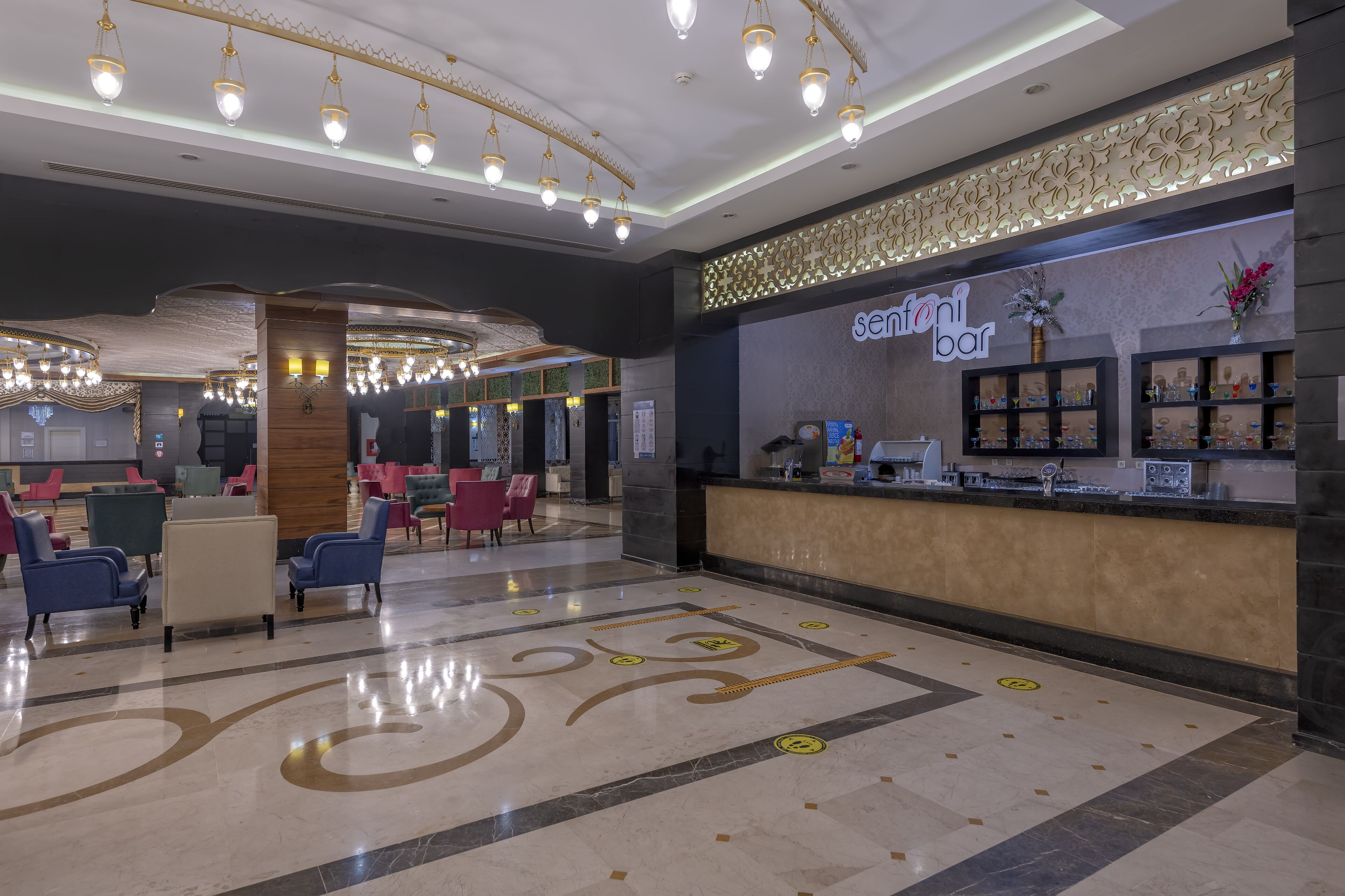 LRS Lake & River Side Hotel & Spa